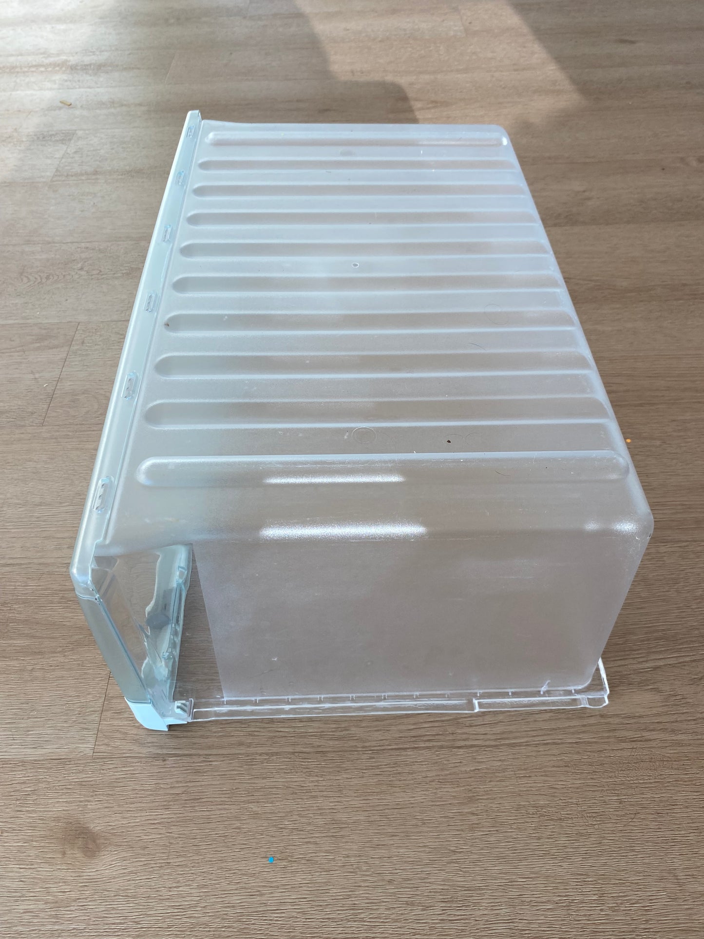 1451526 1451517 8996619190193 Westinghouse fridge freezer crisper vegetable drawer