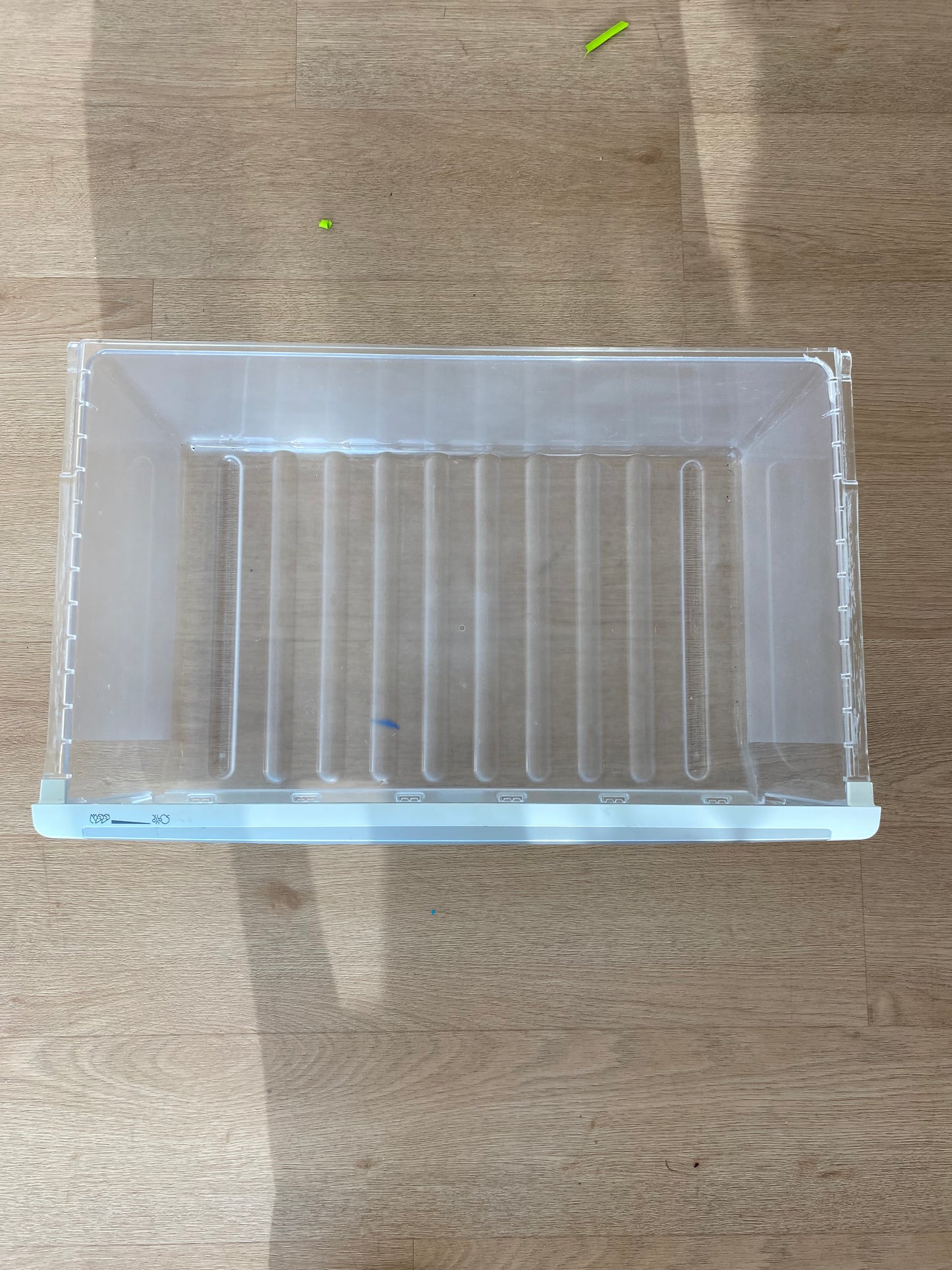 1451526 1451517 8996619190193 Westinghouse fridge freezer crisper vegetable drawer