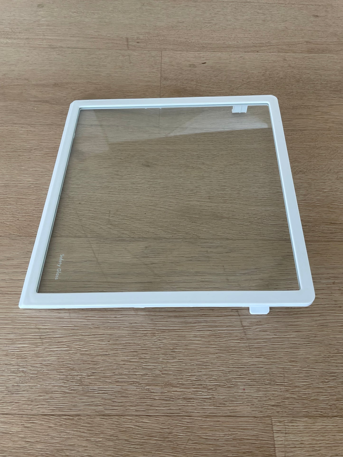 890141801 4055904058 Westinghouse fridge MIDDLE FREEZER GLASS SHELF