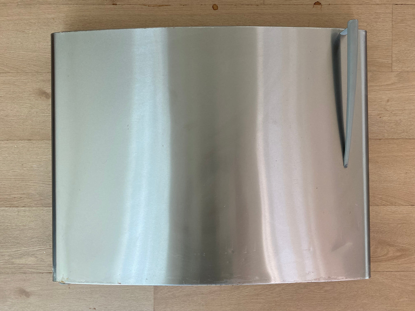 312092P Fisher & Paykel stainless steel curved fridge FREEZER DOOR LHS LH left hand side hinge FITS E522B