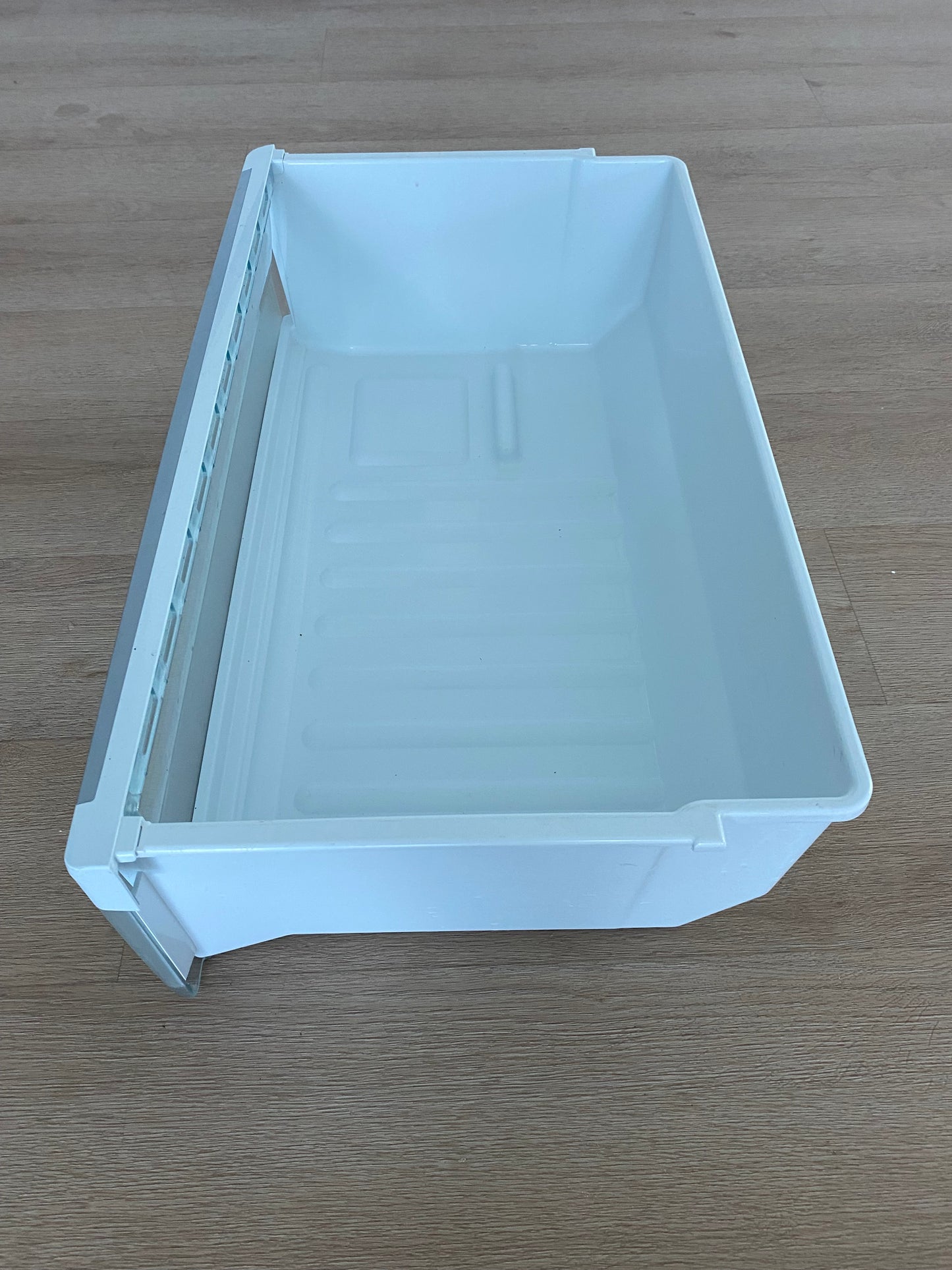 1460469 4055726238 1451998 Westinghouse fridge TOP FREEZER BIN upper drawer