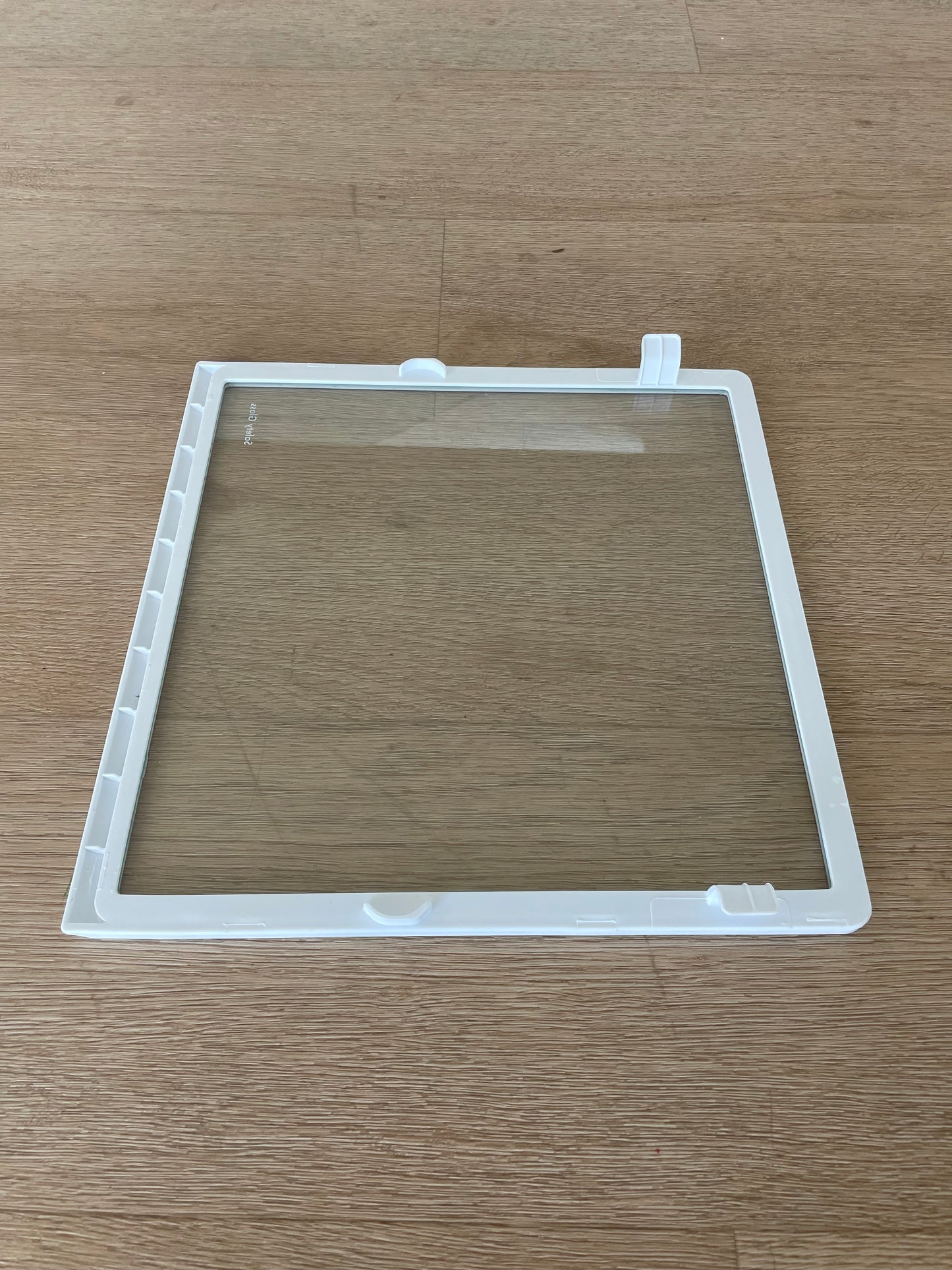890141801 4055904058 Westinghouse fridge MIDDLE FREEZER GLASS SHELF