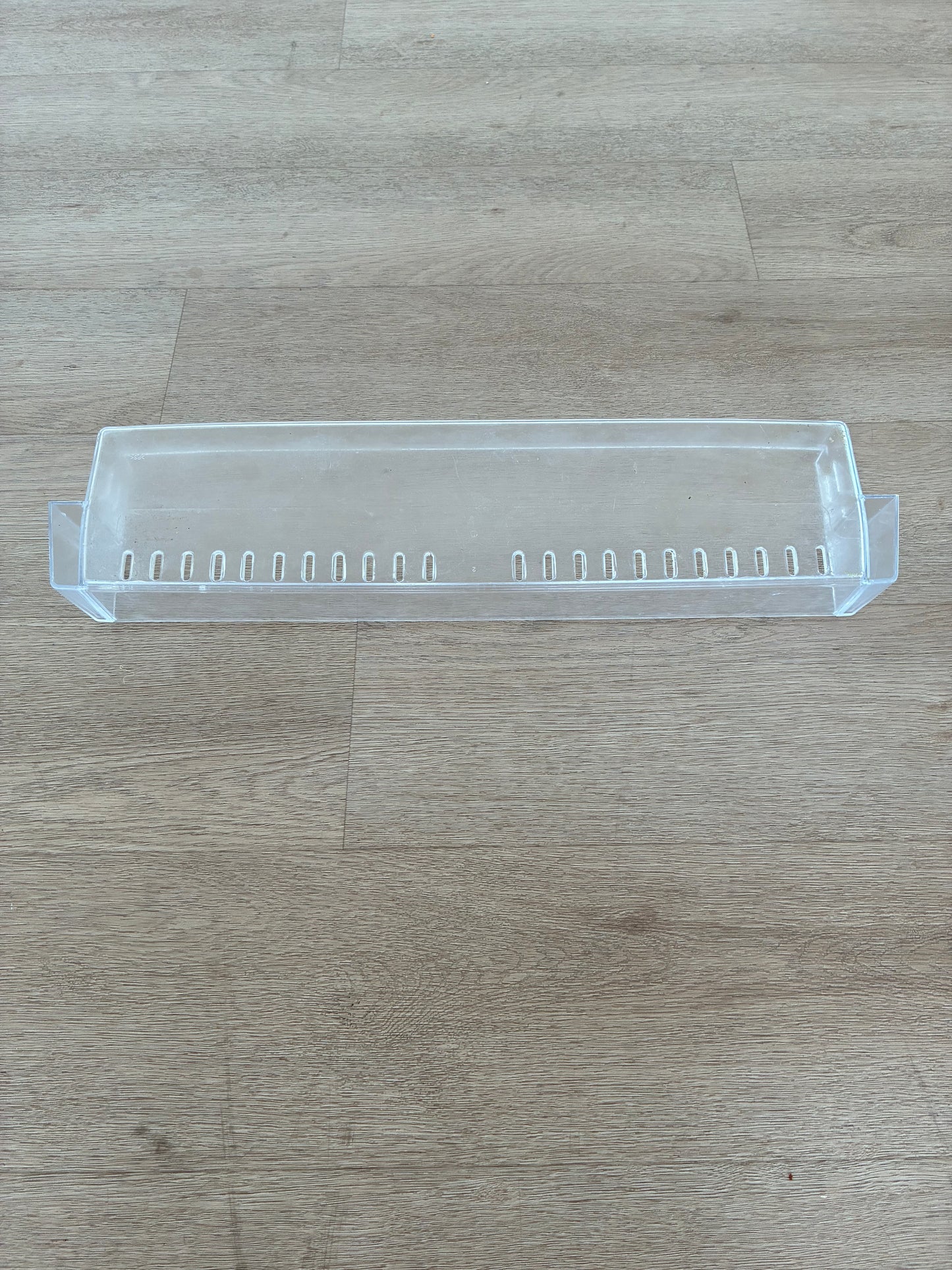 1441784 1448037 Electrolux Kelvinator Simpson fridge door full width upper condiment shallow bin shelf tray insert guard