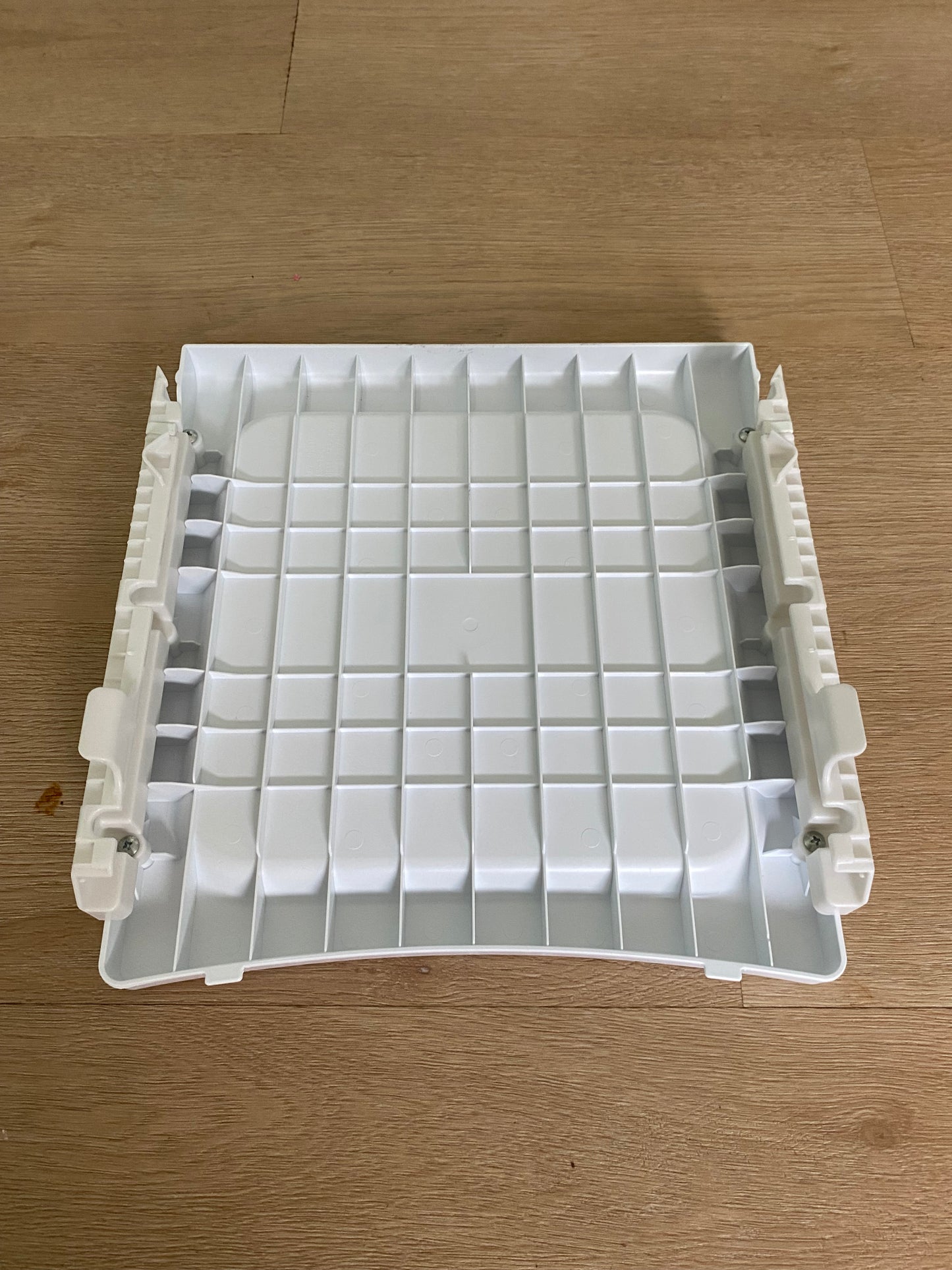 DA97-06927A Samsung freezer white plastic lower shelf basket cover