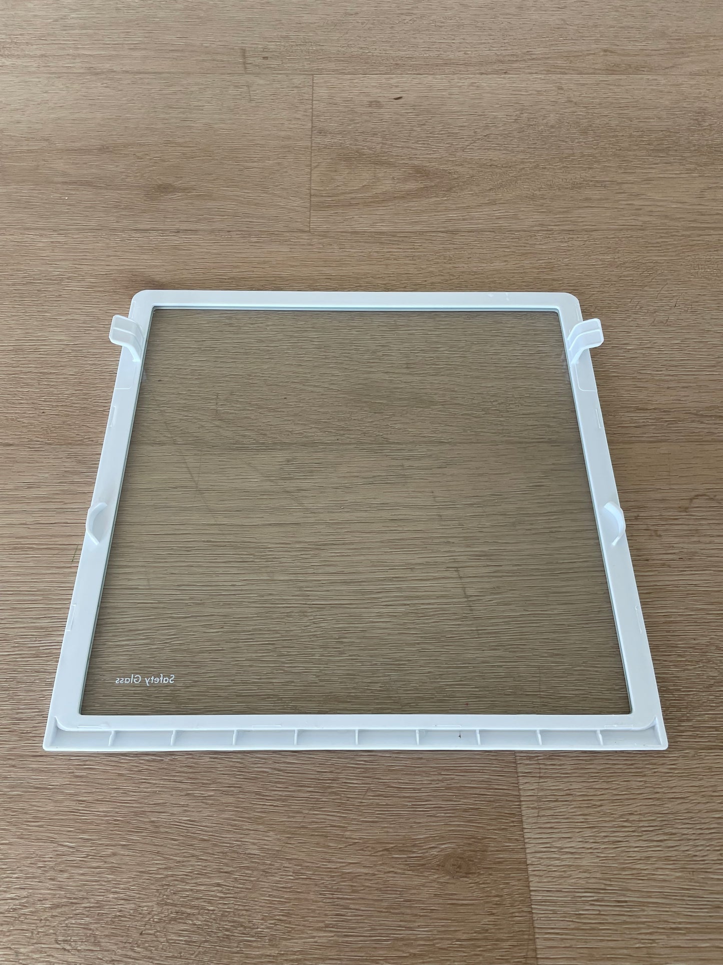 890141801 4055904058 Westinghouse fridge MIDDLE FREEZER GLASS SHELF