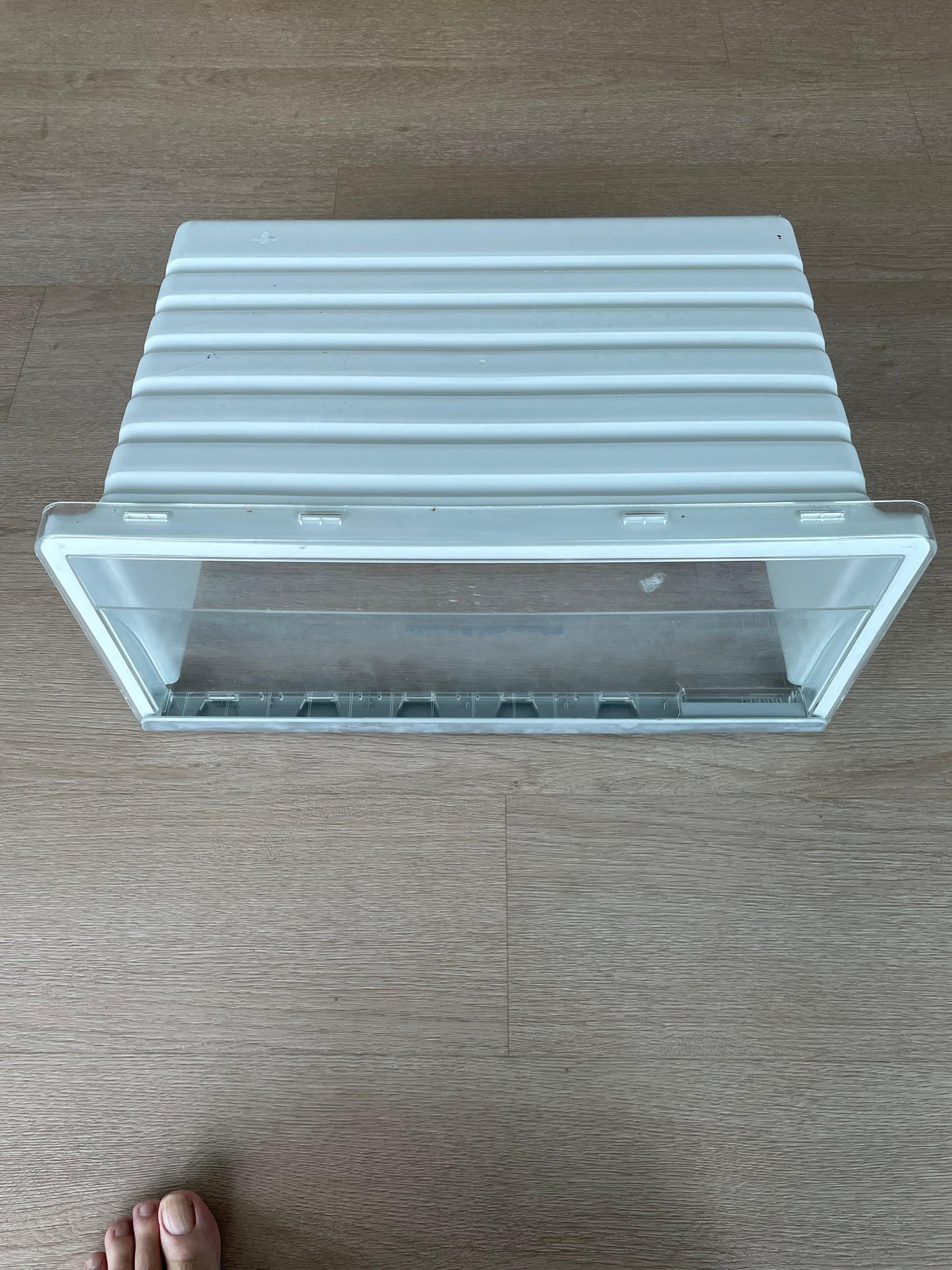 890129964 890141781 Westinghouse side by side fridge upper crisper bin top vegetable drawer