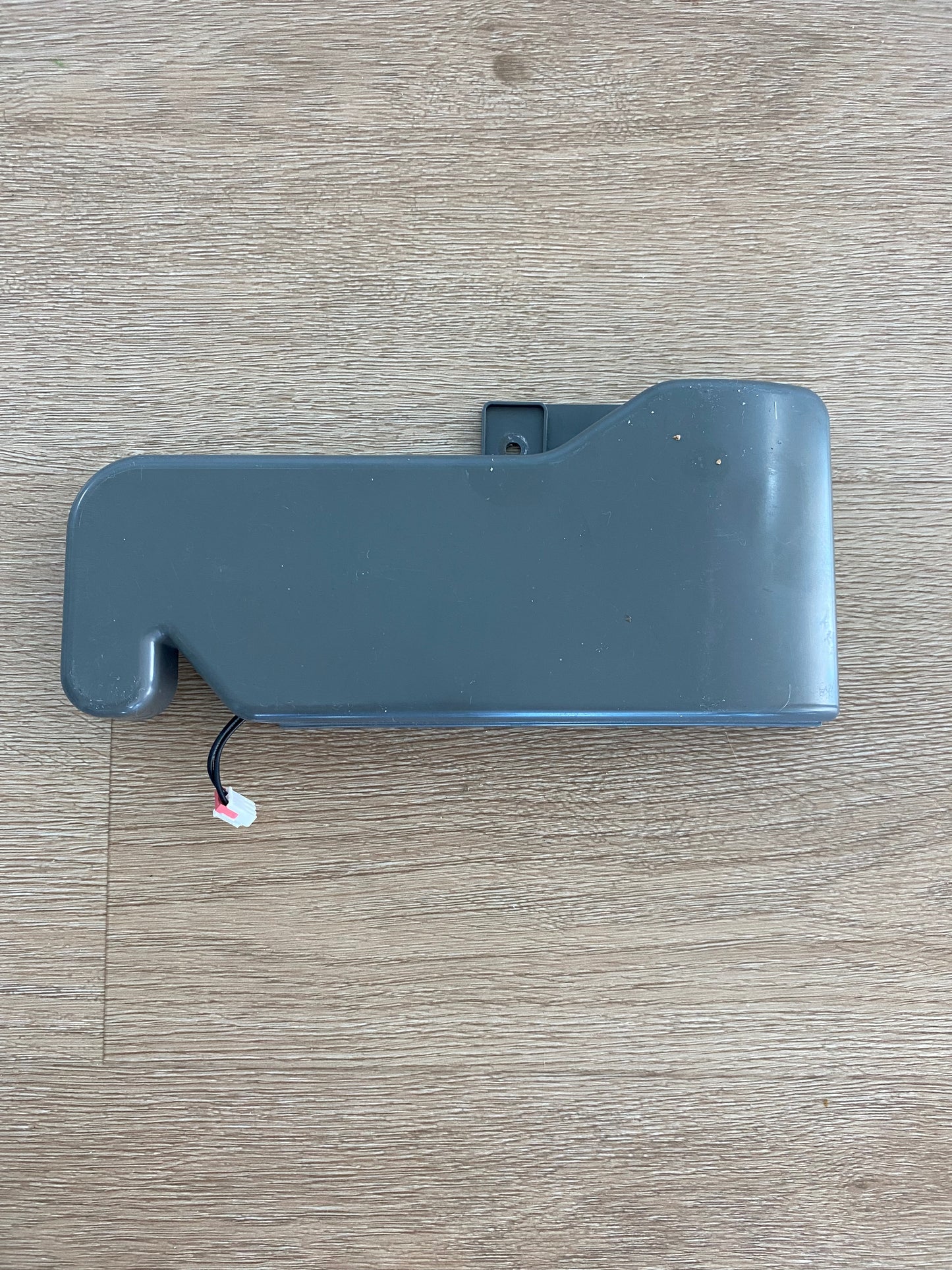 DA63-03530 DA63-03530D DA63-03530J Samsung fridge upper right hand side hinge cover RHS