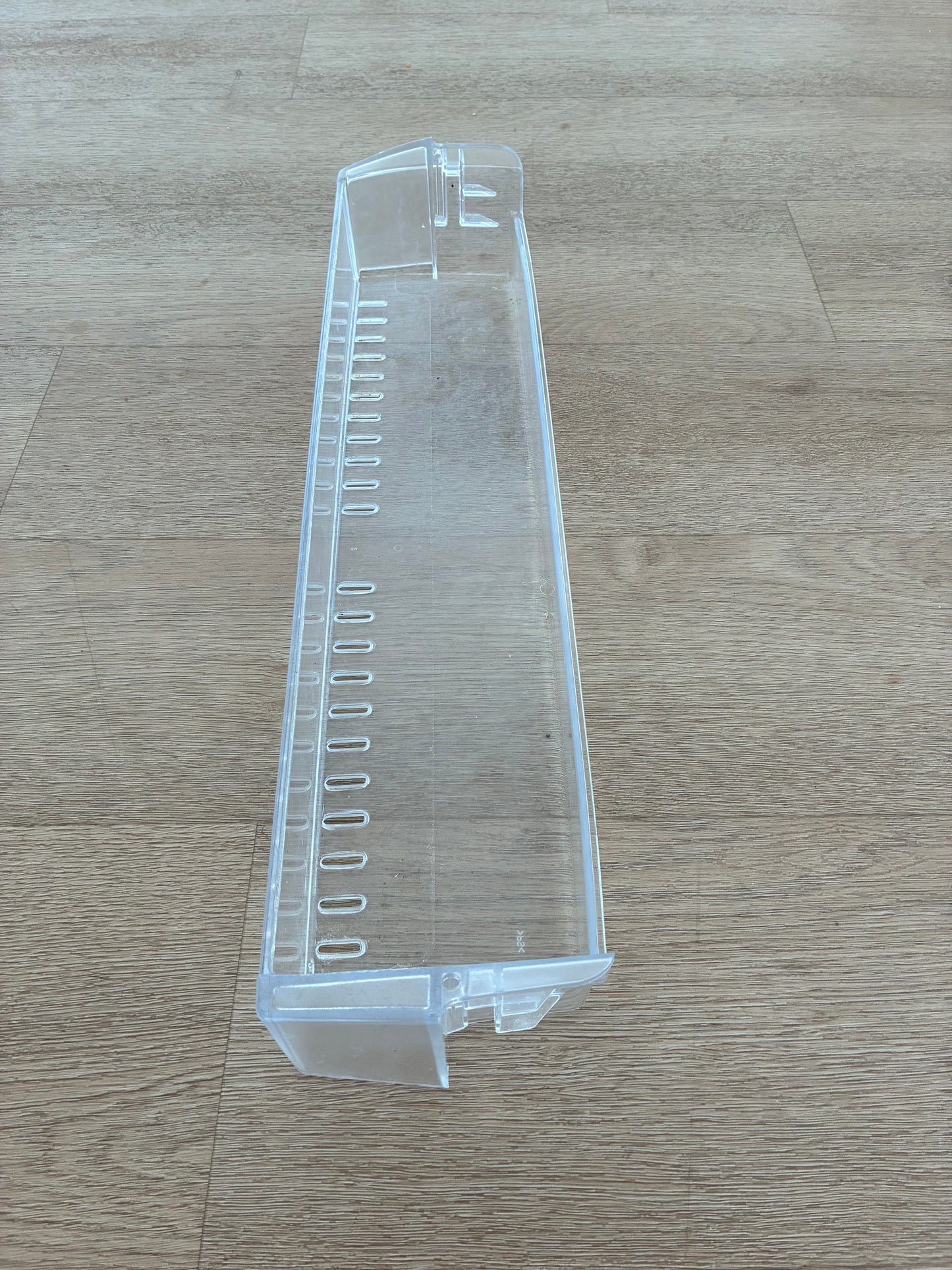 1441784 1448037 Electrolux Kelvinator Simpson fridge door full width upper condiment shallow bin shelf tray insert guard