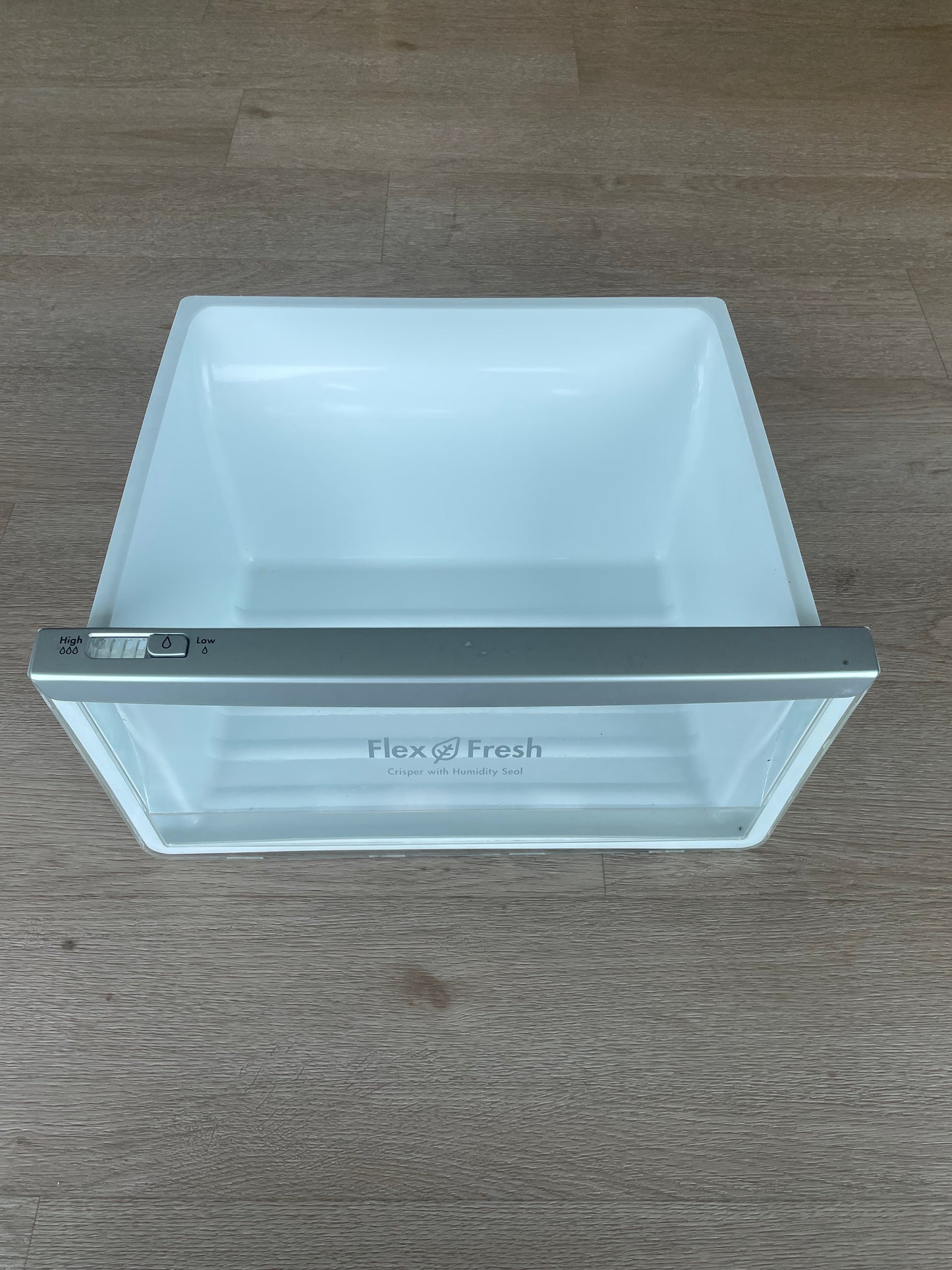 890128894 4055880001 890141778 Westinghouse fridge lower crisper vegetable drawer WSE6170SA WSE6170WA WSE6200SA WSE6200WA