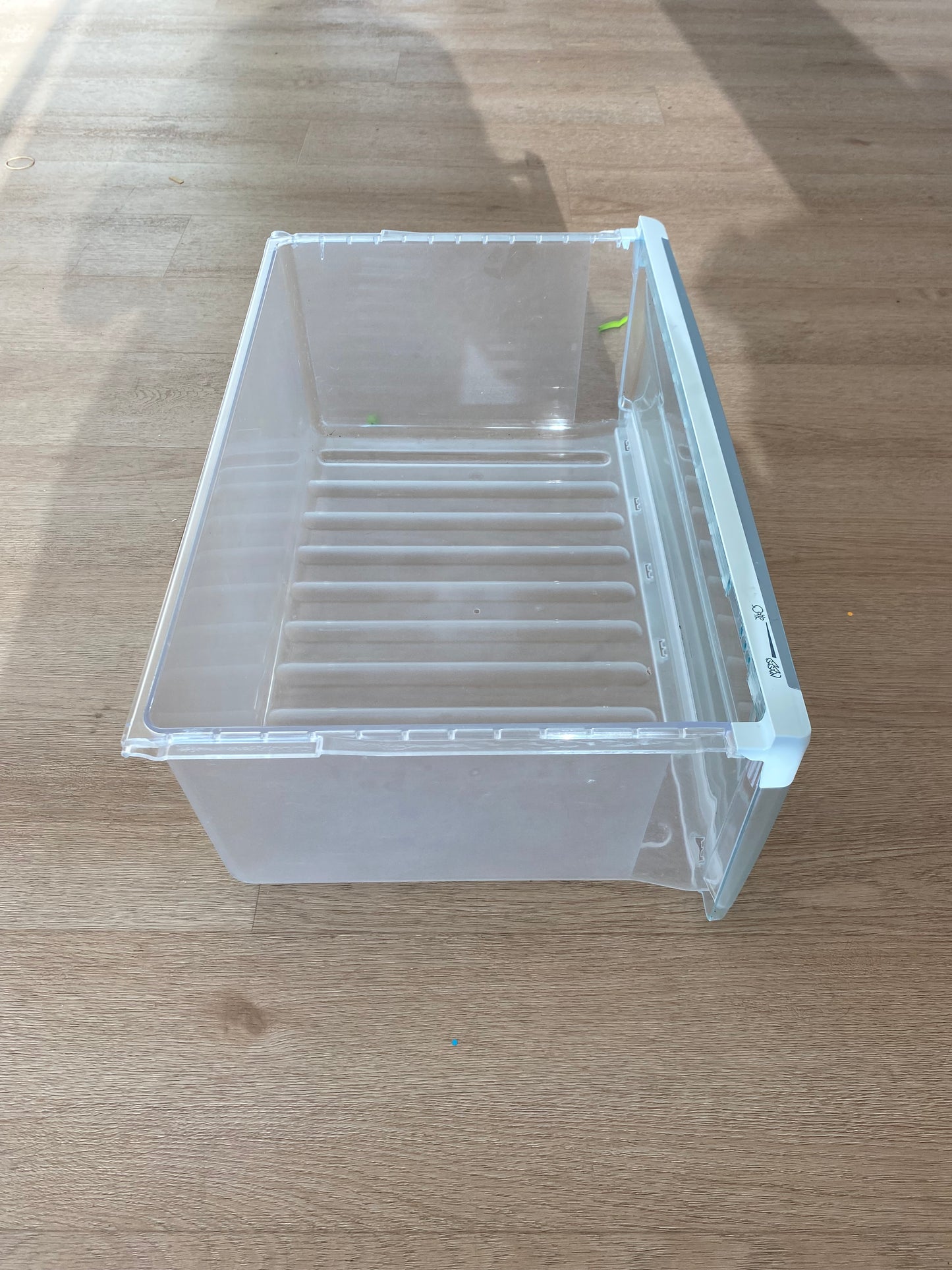 1451526 1451517 8996619190193 Westinghouse fridge freezer crisper vegetable drawer