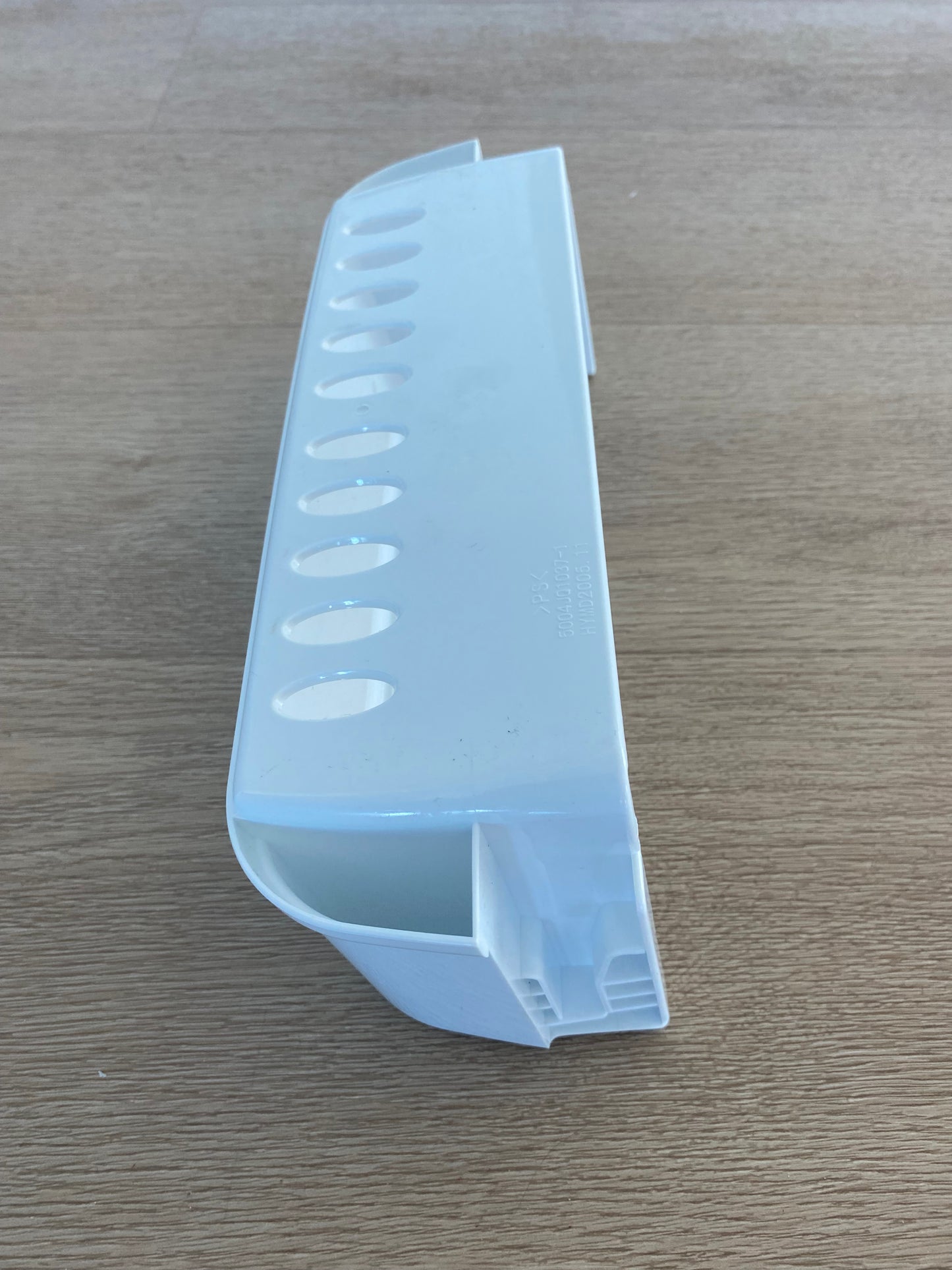 5004JQ1037 5004JQ1037-1 LG fridge FREEZER DOOR UPPER SHELF bin guard tray insert