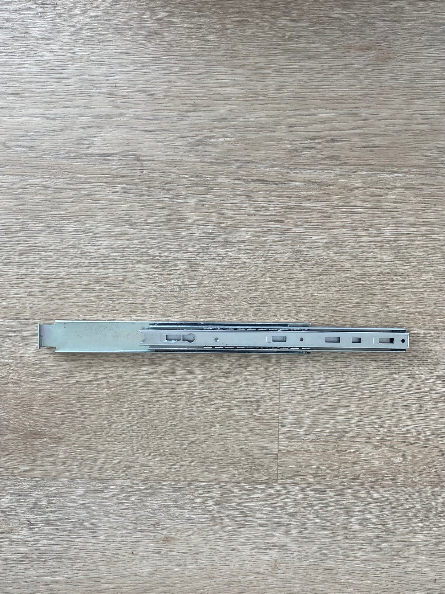 1451507 4055053781 A00600901 Electrolux Kelvinator Simpson Westinghouse fridge freezer rail extension slide arm assembly assy 300mm