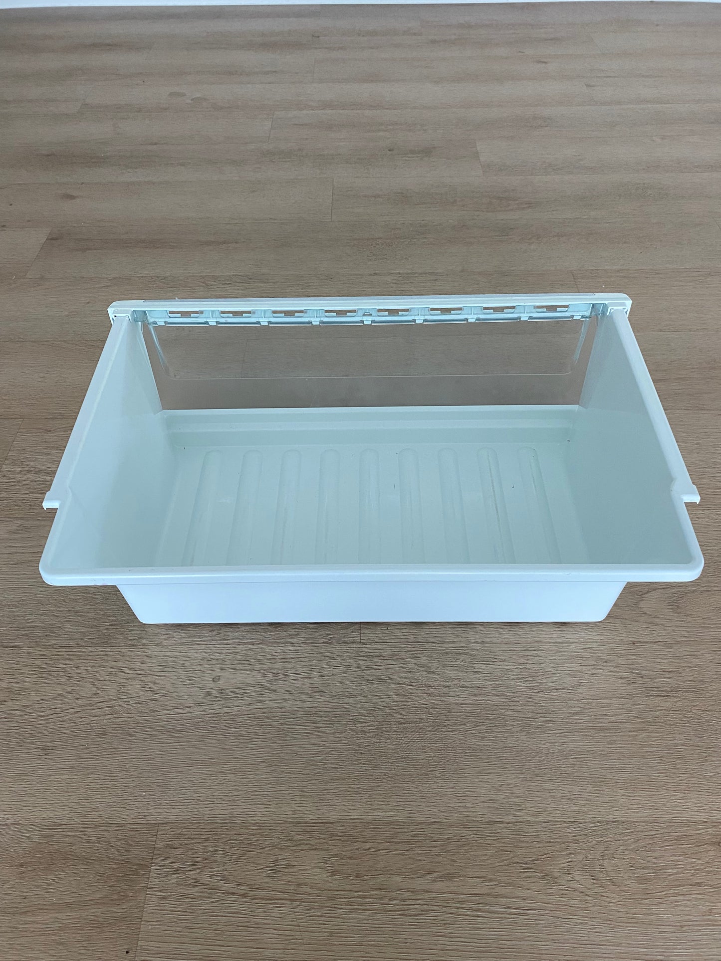 1451496 1456579 1460473 1760008798 1451995 1451996 1451499 Westinghouse fridge BOTTOM FREEZER BIN lower drawer