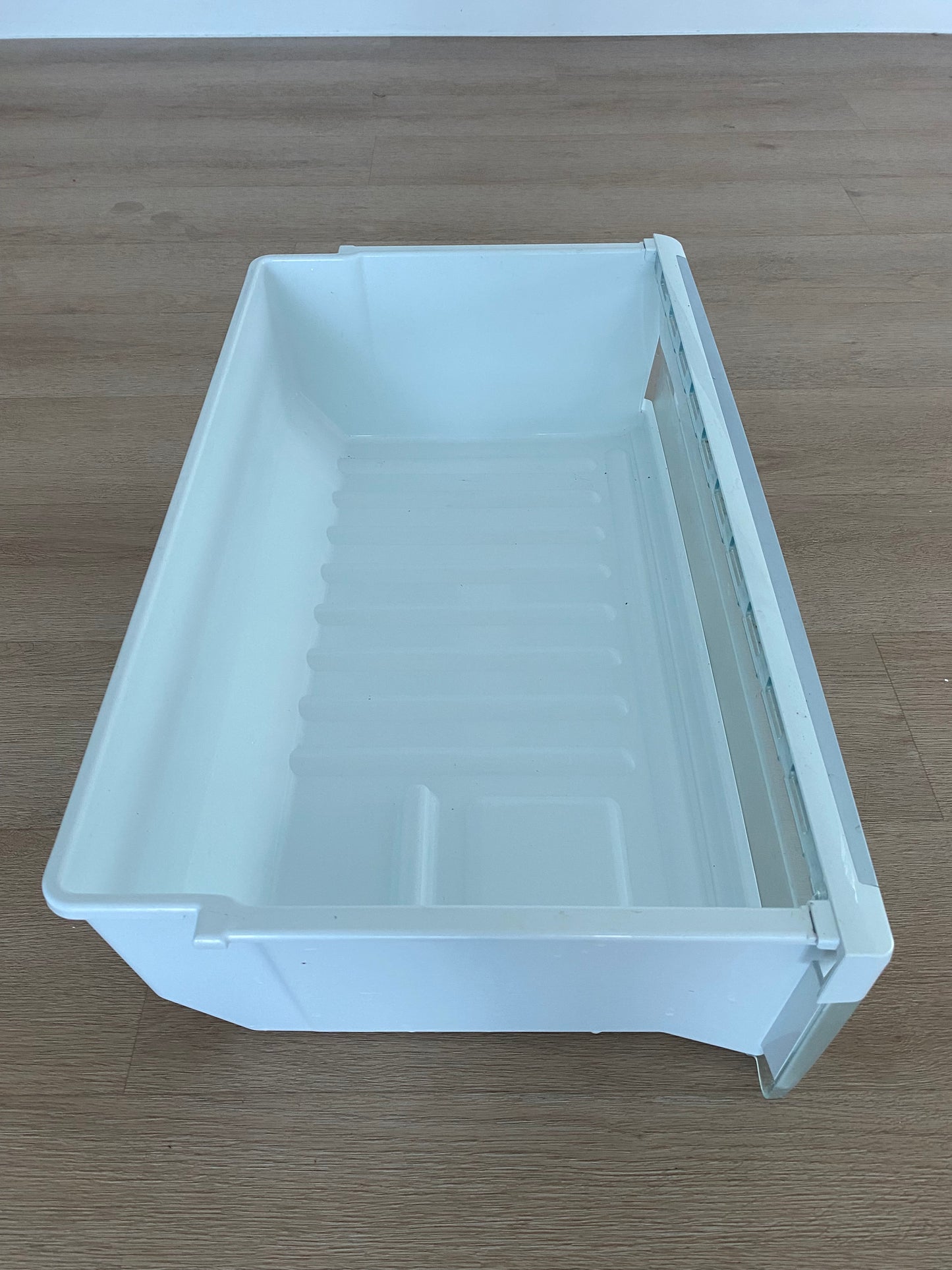1460469 4055726238 1451998 Westinghouse fridge TOP FREEZER BIN upper drawer