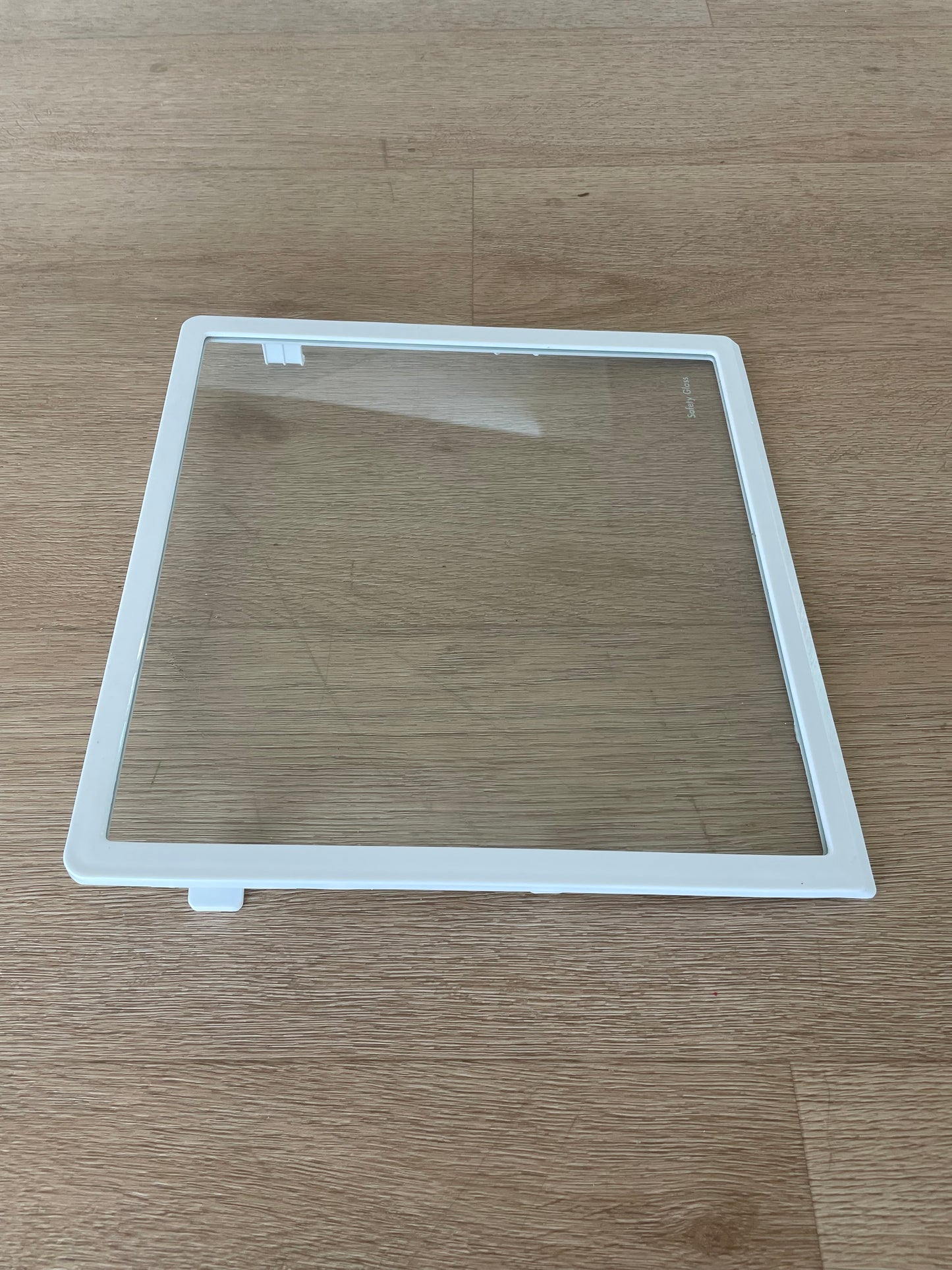 890141801 4055904058 Westinghouse fridge MIDDLE FREEZER GLASS SHELF