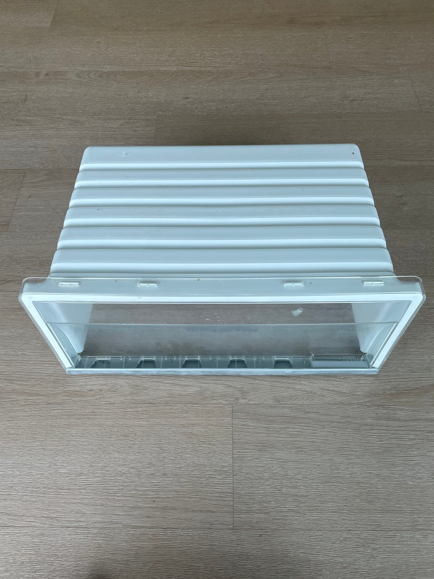 890129964 890141781 Westinghouse side by side fridge upper crisper bin top vegetable drawer