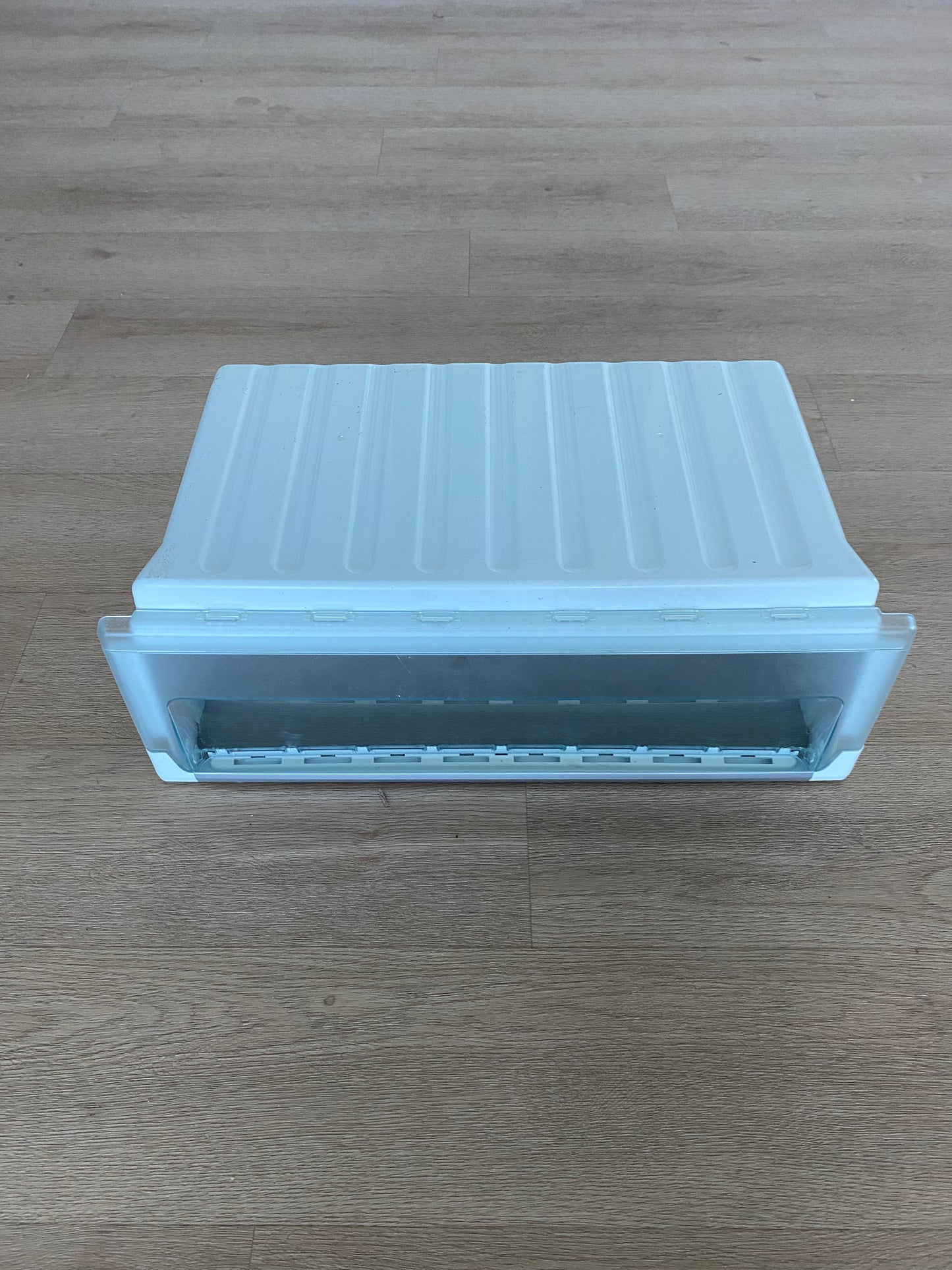 1451496 1456579 1460473 1760008798 1451995 1451996 1451499 Westinghouse fridge BOTTOM FREEZER BIN lower drawer