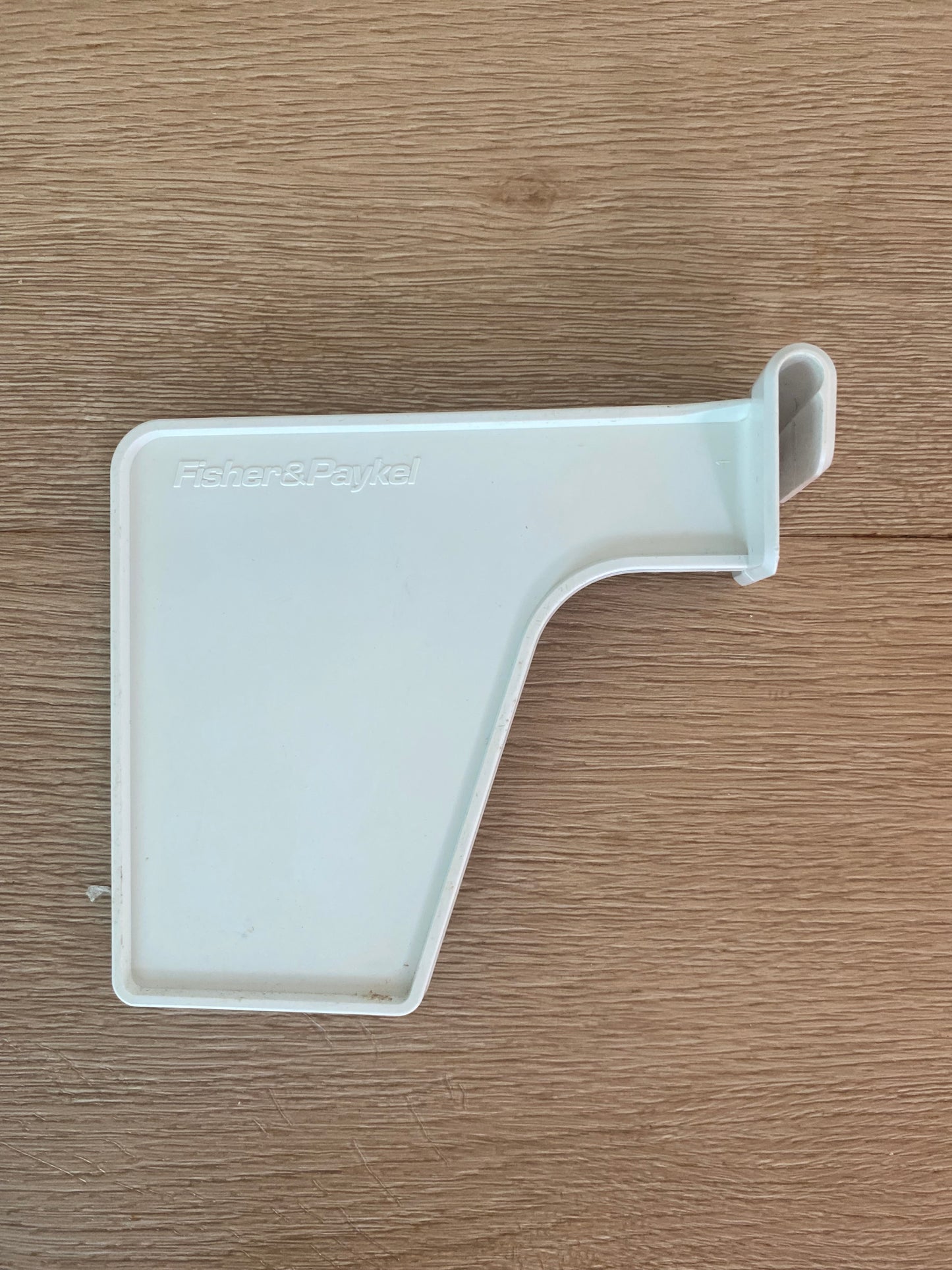 837079 Fisher & Paykel French door fridge freezer door shelf bottle divider RF610A