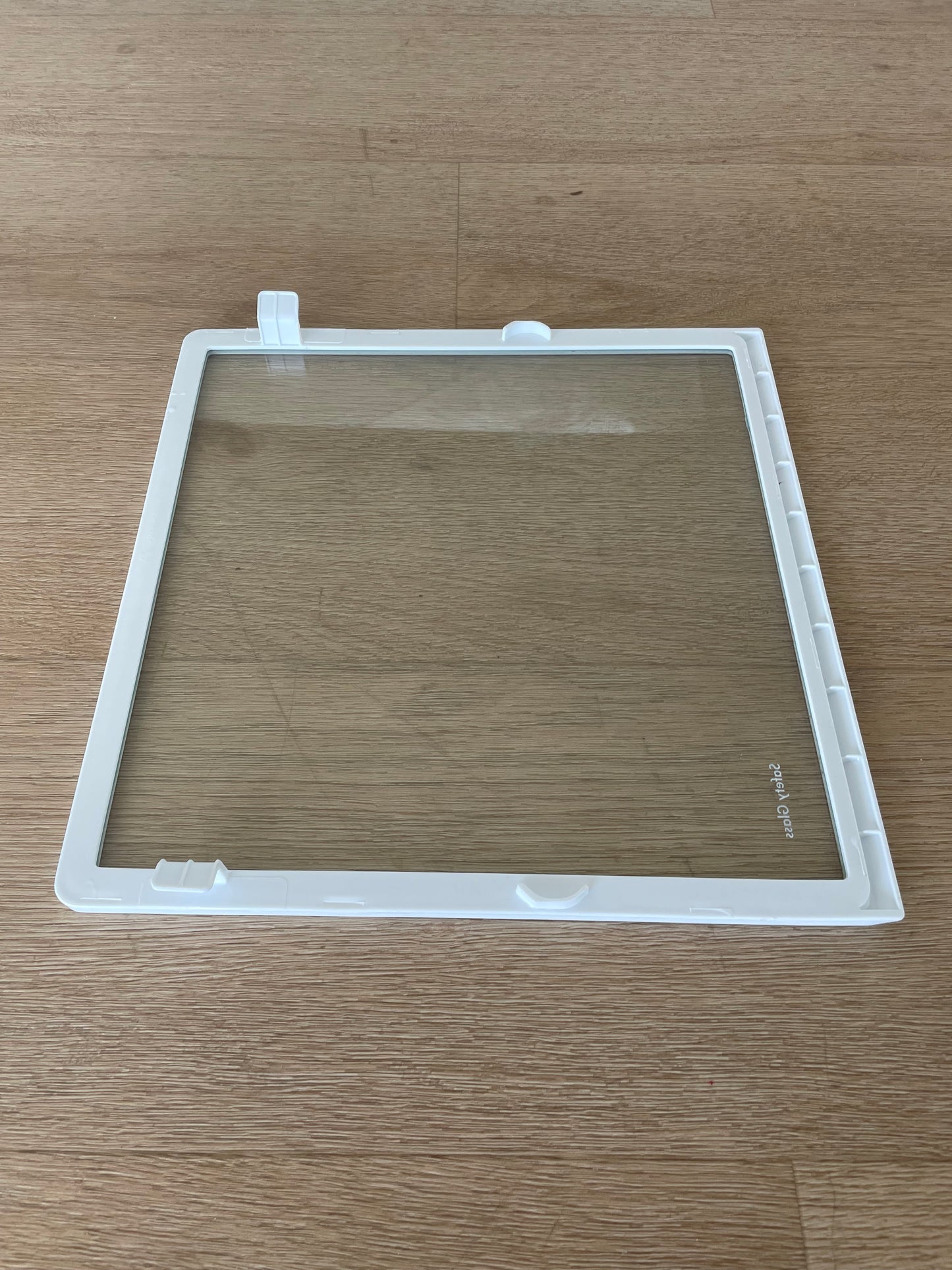 890141801 4055904058 Westinghouse fridge MIDDLE FREEZER GLASS SHELF