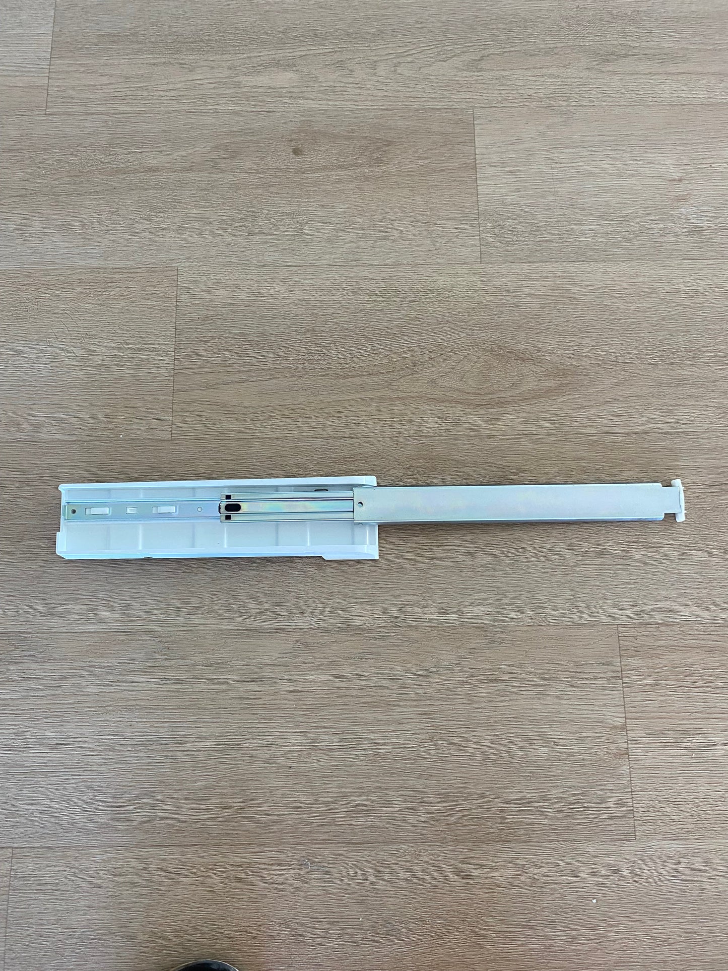 1451542 4055058319 1451507 4055053781 A00600901 Westinghouse fridge freezer LHS left hand side freezer extension slide assembly + bin rail insert