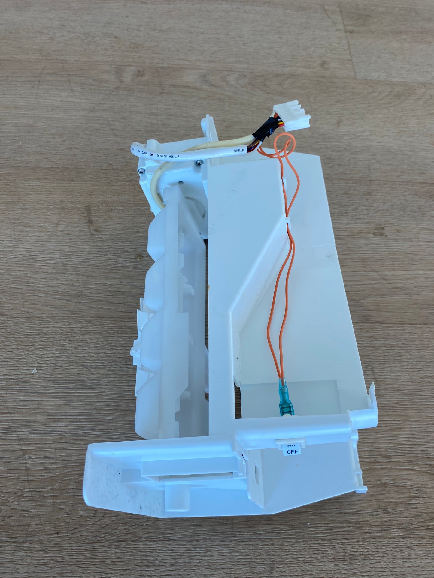 5989JQ1001D 5989JQ1001H LG fridge freezer ice maker motor kit assembly