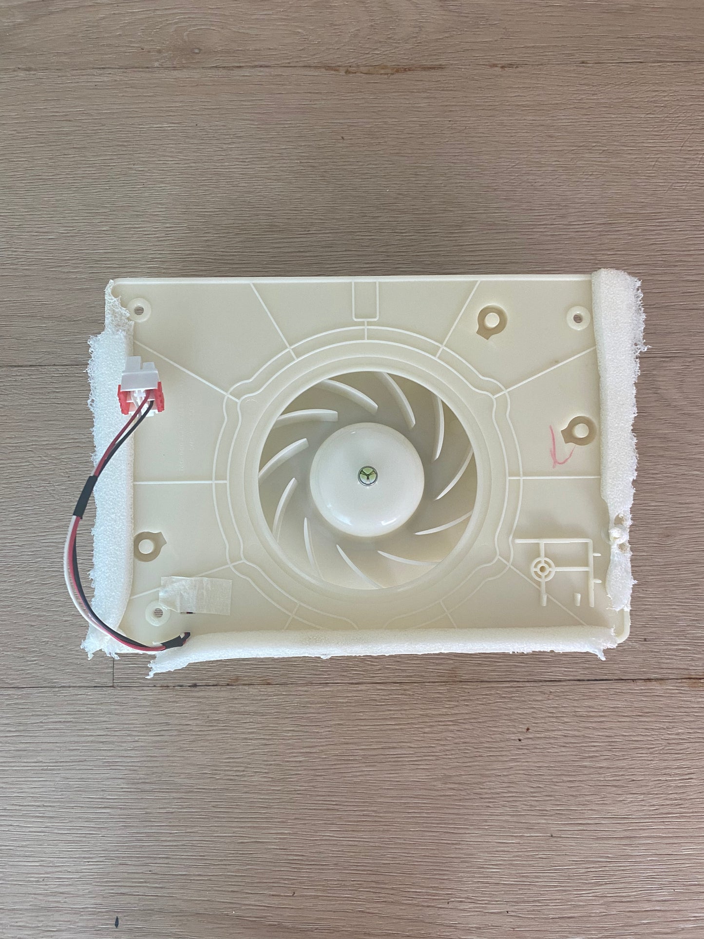 DA61-04110 DA61-04111 Samsung FREEZER COMPARTMENT evaporator fan motor plate assembly