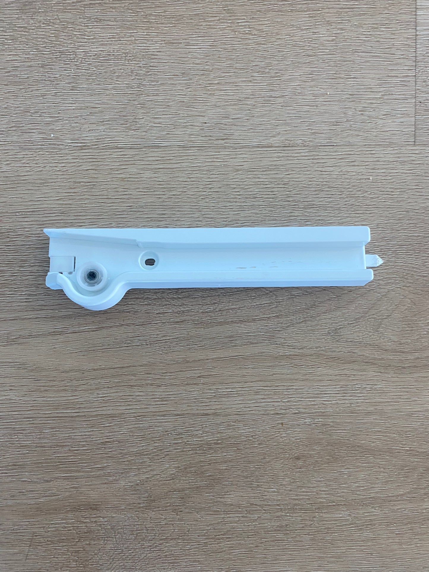 MEA330919 NT.06.09 L LG FREEZER COMPARTMENT UPPER LEFT hand side LHS LH top drawer basket runner guide rail