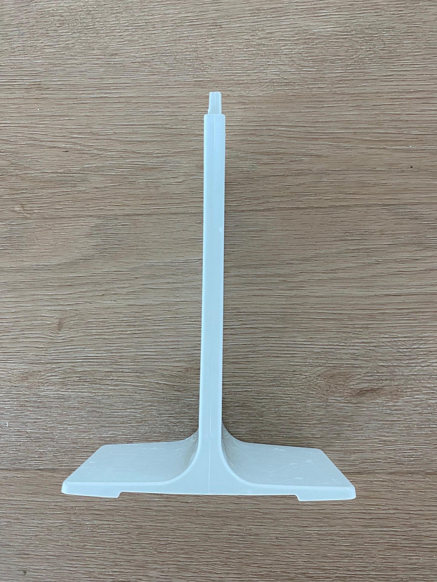 1451538 Electrolux Westinghouse fridge centre support leg