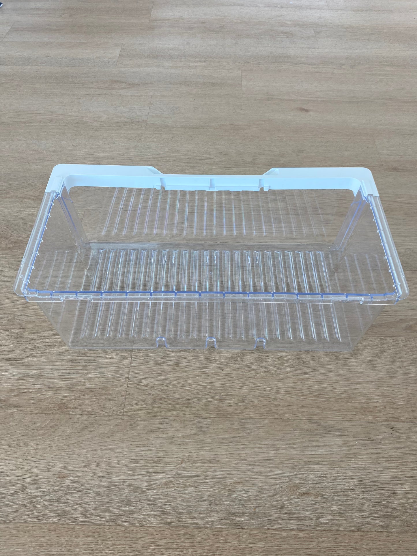 836661 Fisher & Paykel fridge freezer large bin storage container crisper assembly assy