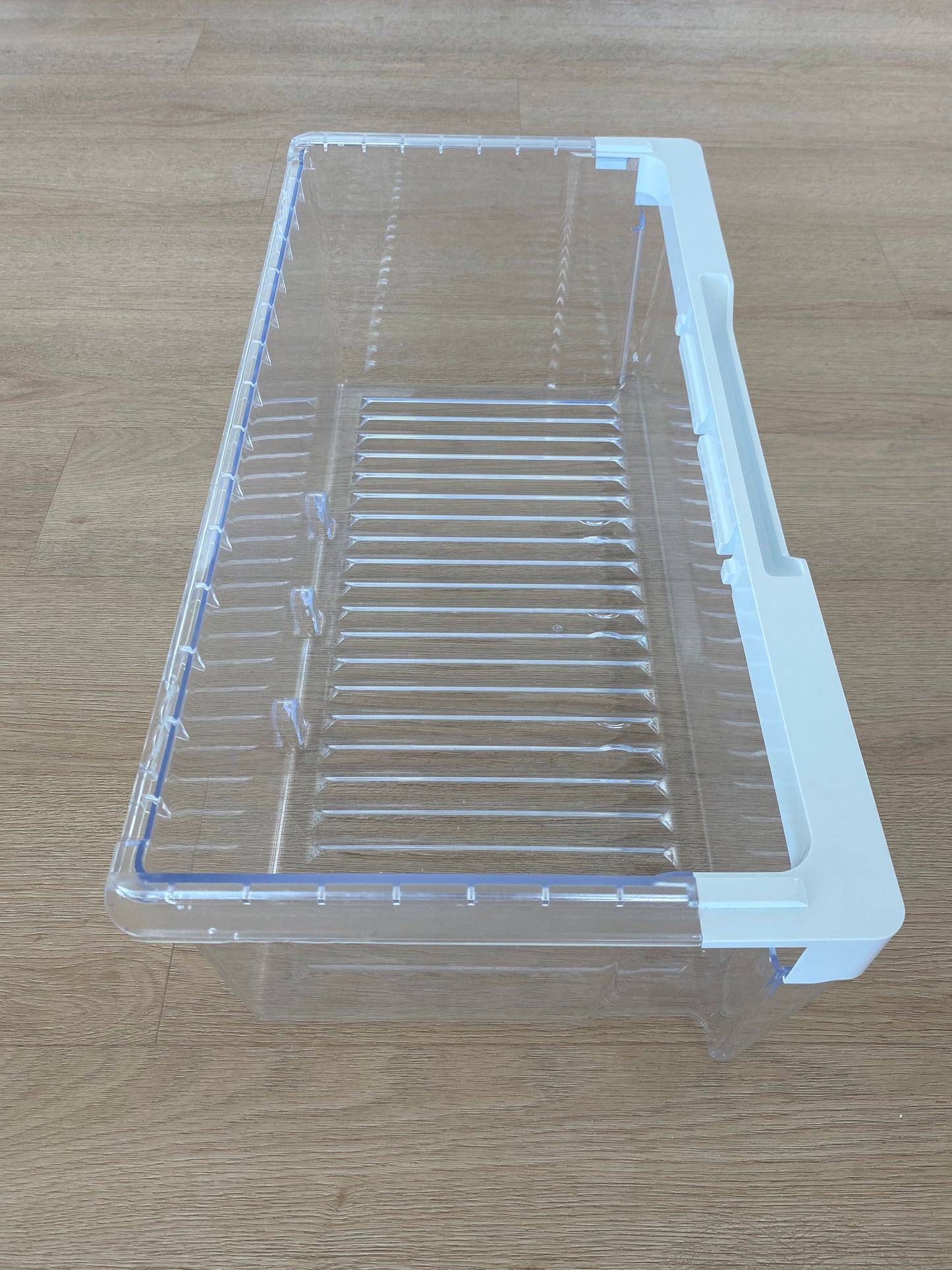 836661 Fisher & Paykel fridge freezer large bin storage container crisper assembly assy