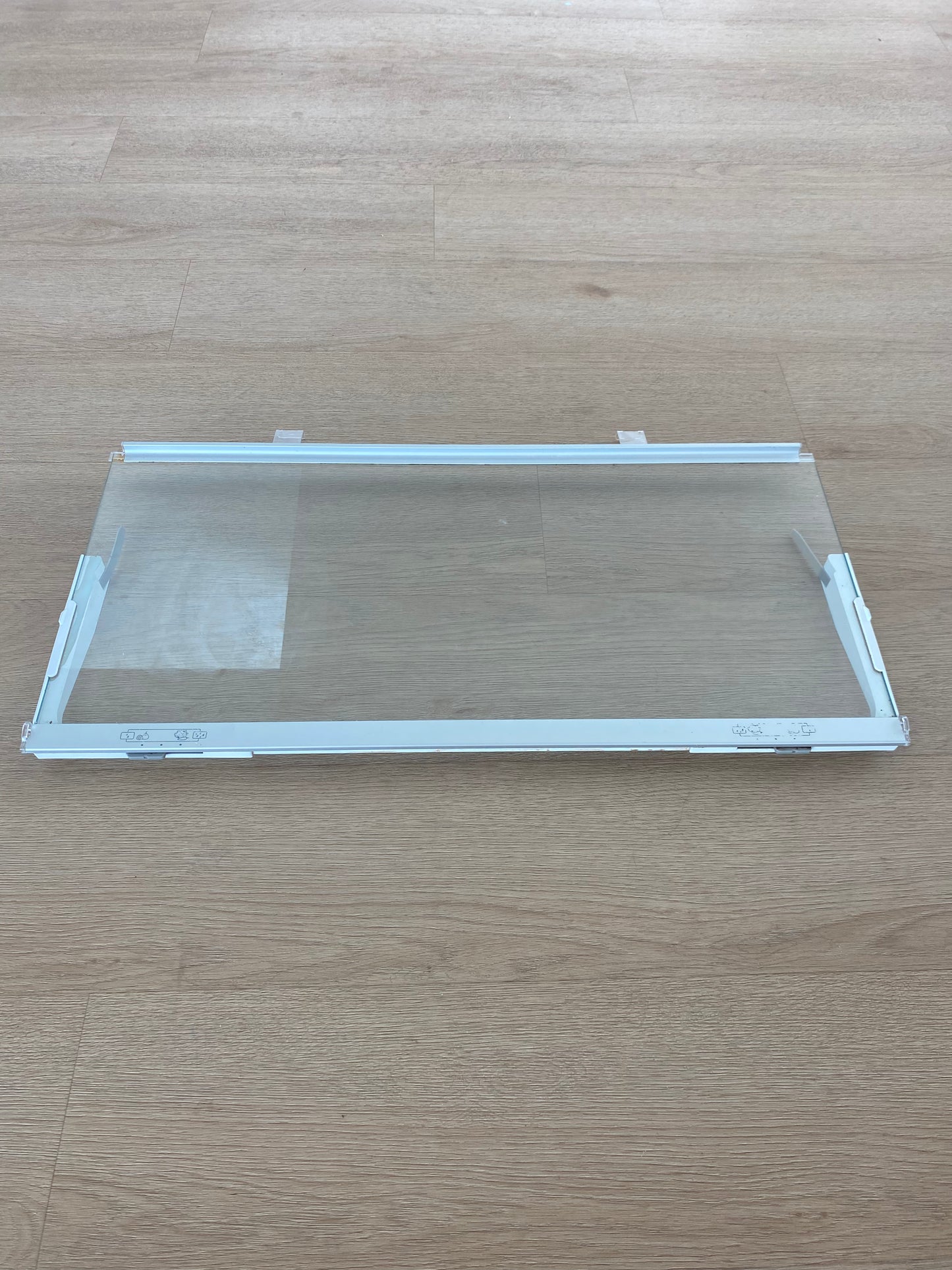 836728 Fisher & Paykel glass shelf crisper cover assembly assy