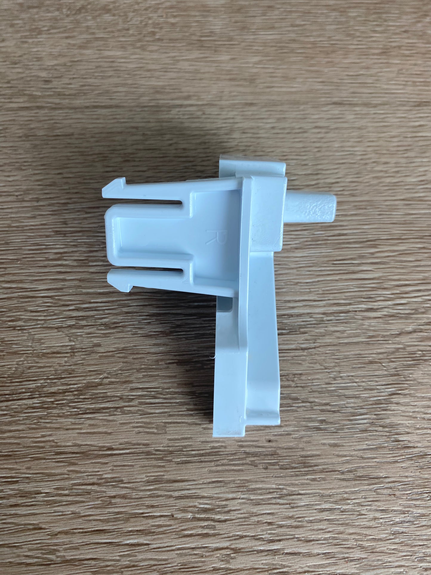 836585 Fisher & Paykel fridge freezer skid tray RHS RH right hand side