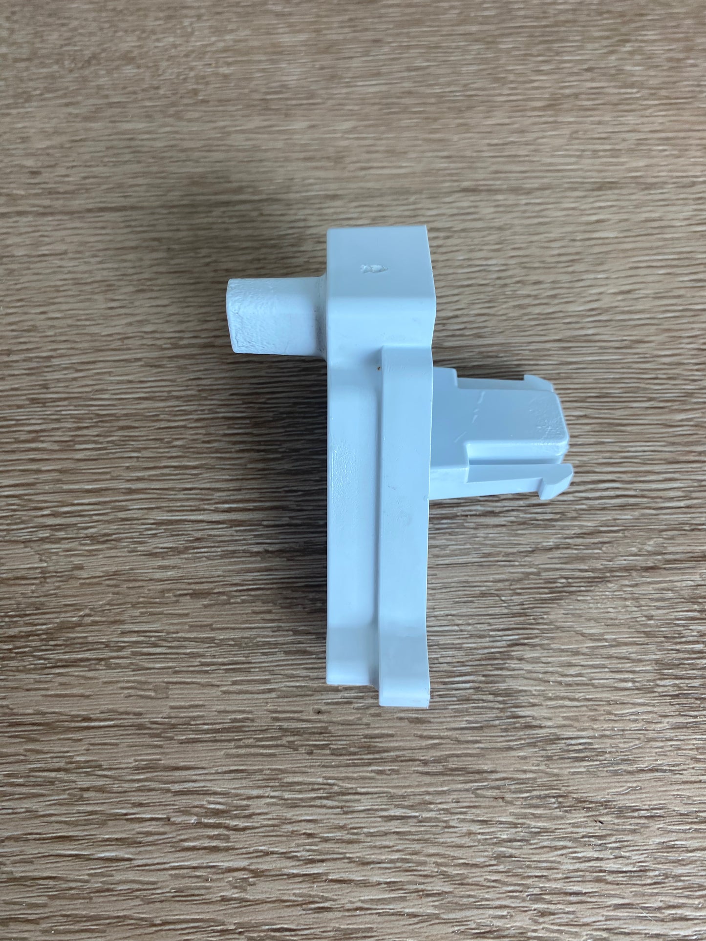 836585 Fisher & Paykel fridge freezer skid tray RHS RH right hand side