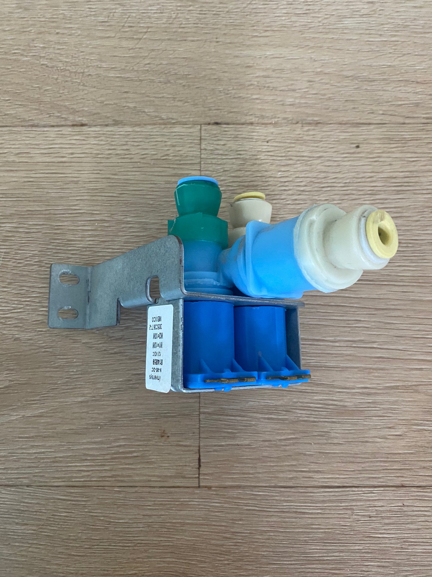 814859 Fisher & Paykel fridge freezer water solenoid dual valve I&W ice water