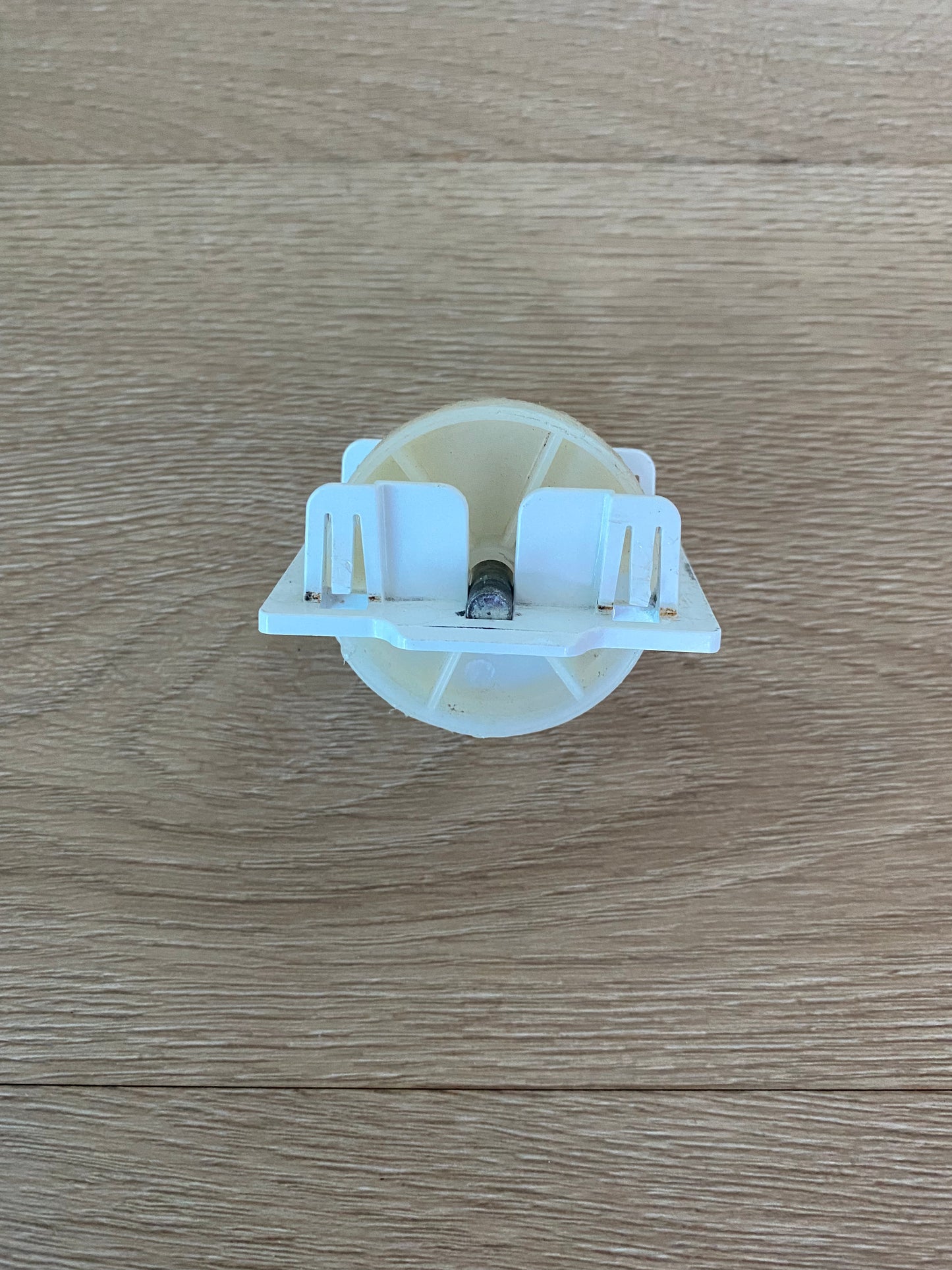 315090P 847316P Fisher & Paykel fridge freezer rear wheel roller kit