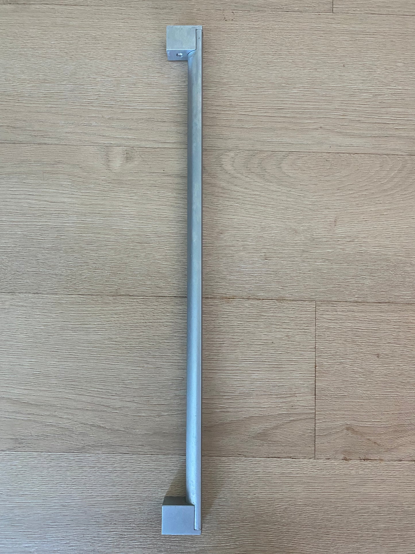 814330 Fisher & Paykel fridge door long flat designer handle