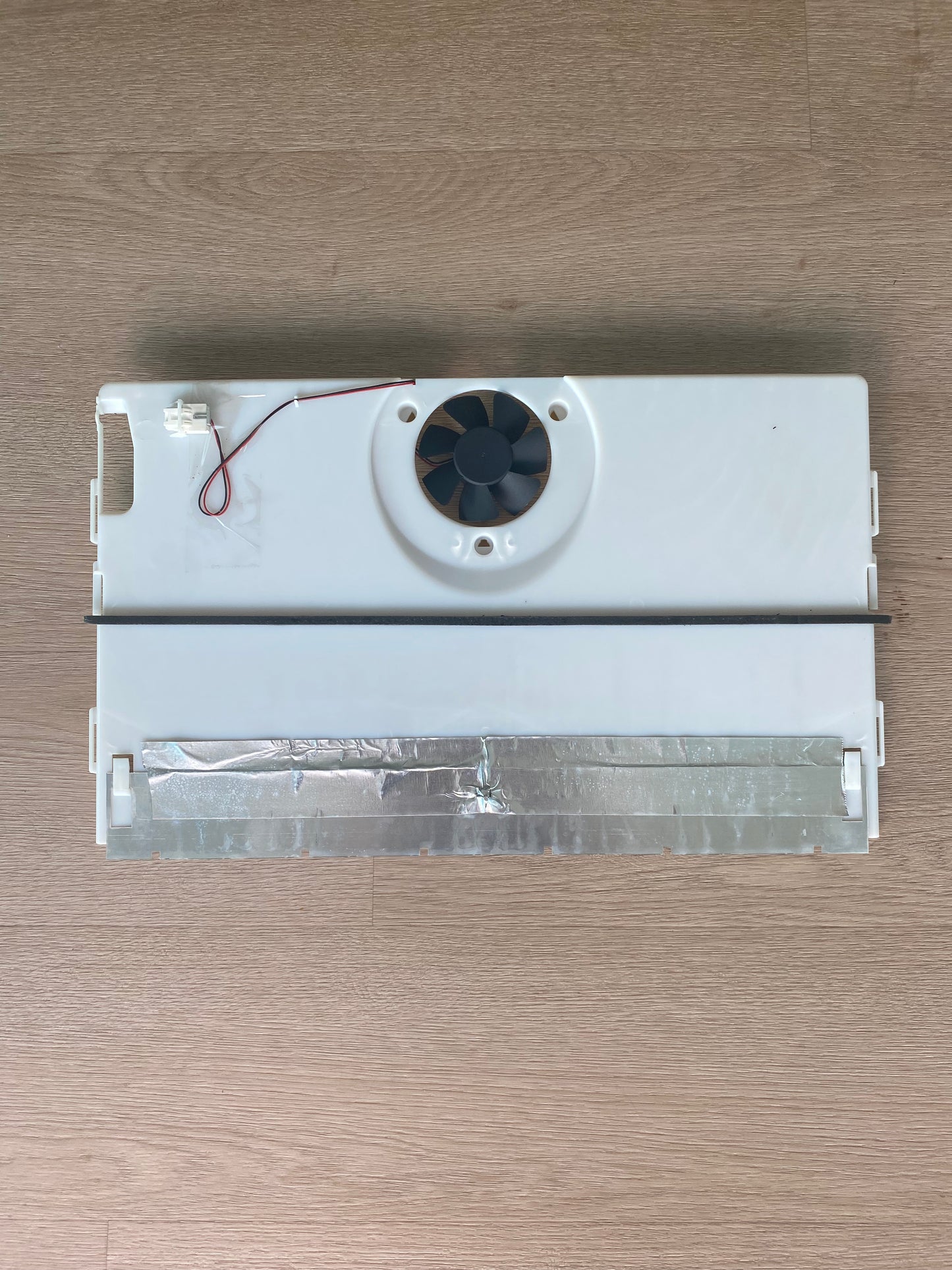 306095P Fisher & Paykel fridge FREEZER FAN KIT assembly assy panel cover FITS 680mm CABINETS