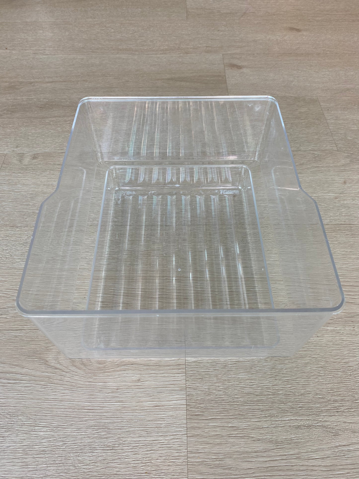 836523 Fisher & Paykel fridge freezer medium storage container bin crisper FITS 680mm CABINETS