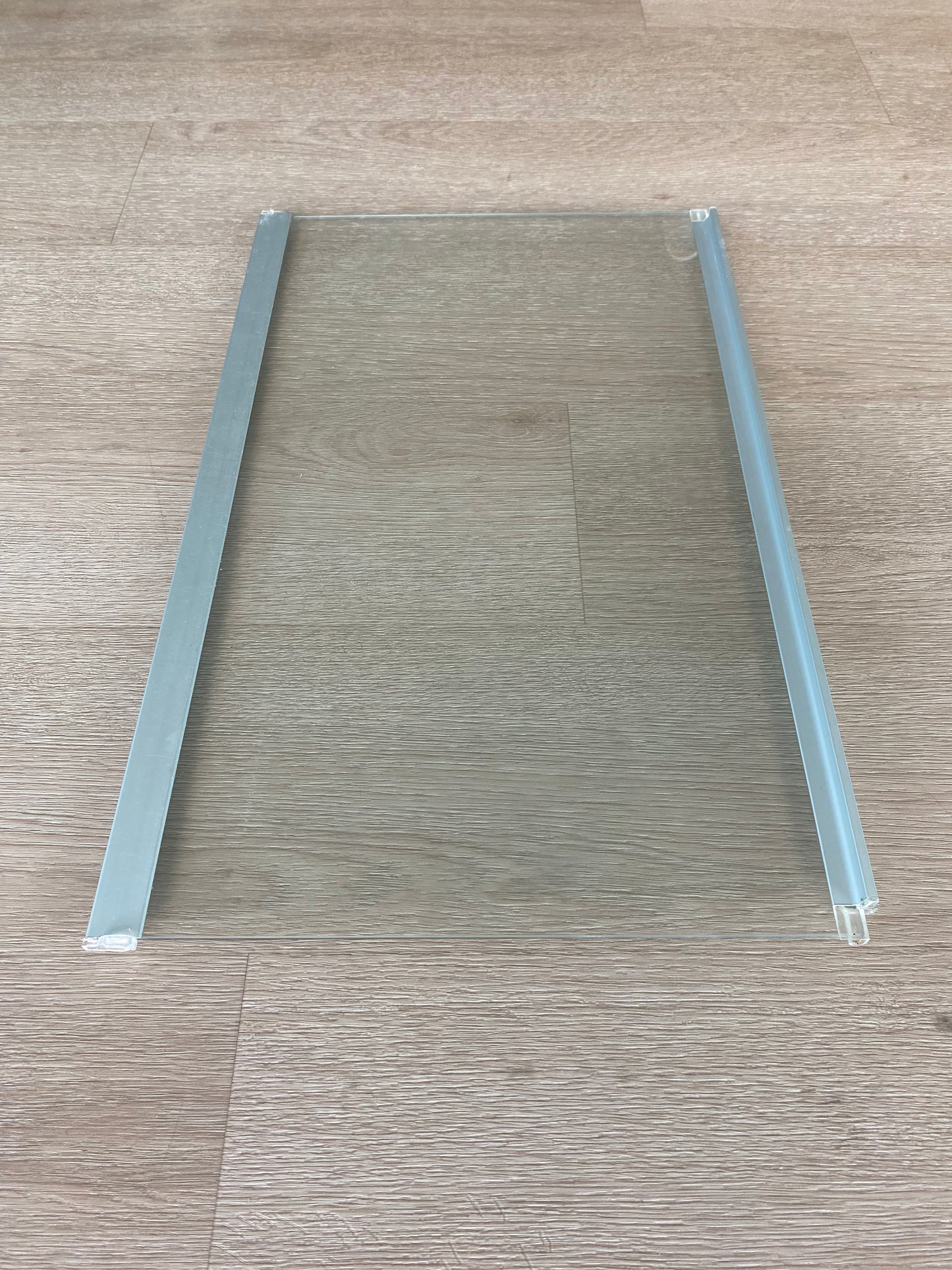 836727 Fisher & Paykel fridge glass shelf assembly FITS 680mm CABINETS