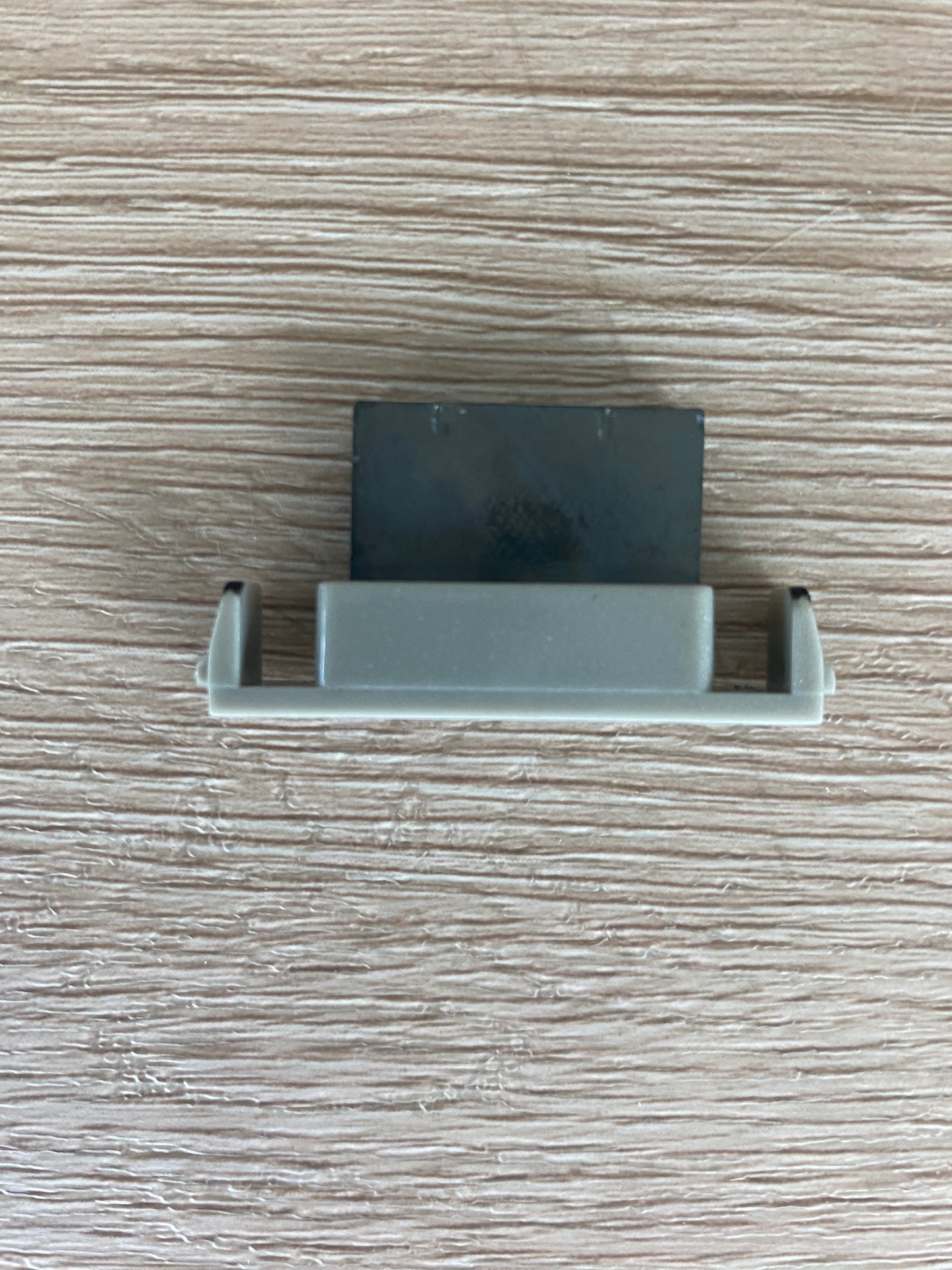 883315 813928 Fisher & Paykel fridge freezer door magnet flat cover switch ST4
