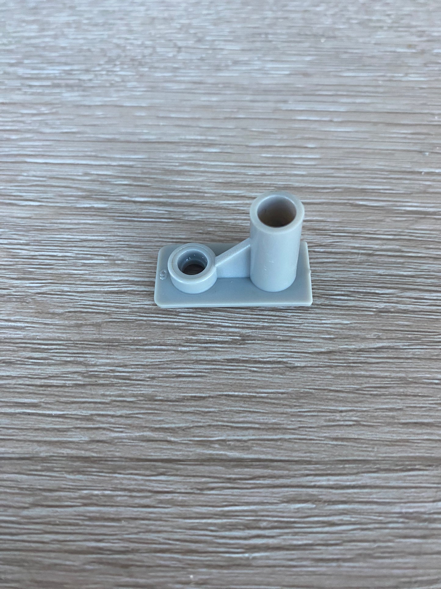 813931 Fisher & Paykel fridge freezer door TOP FLAT HINGE BEARING