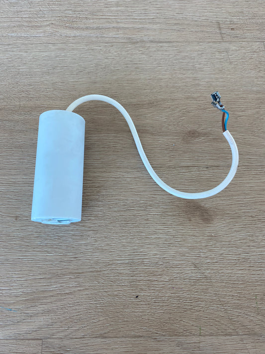 207173 Fisher & Paykel fridge freezer START CAPACITOR 45uf 400VAC (50mm x 116mm)