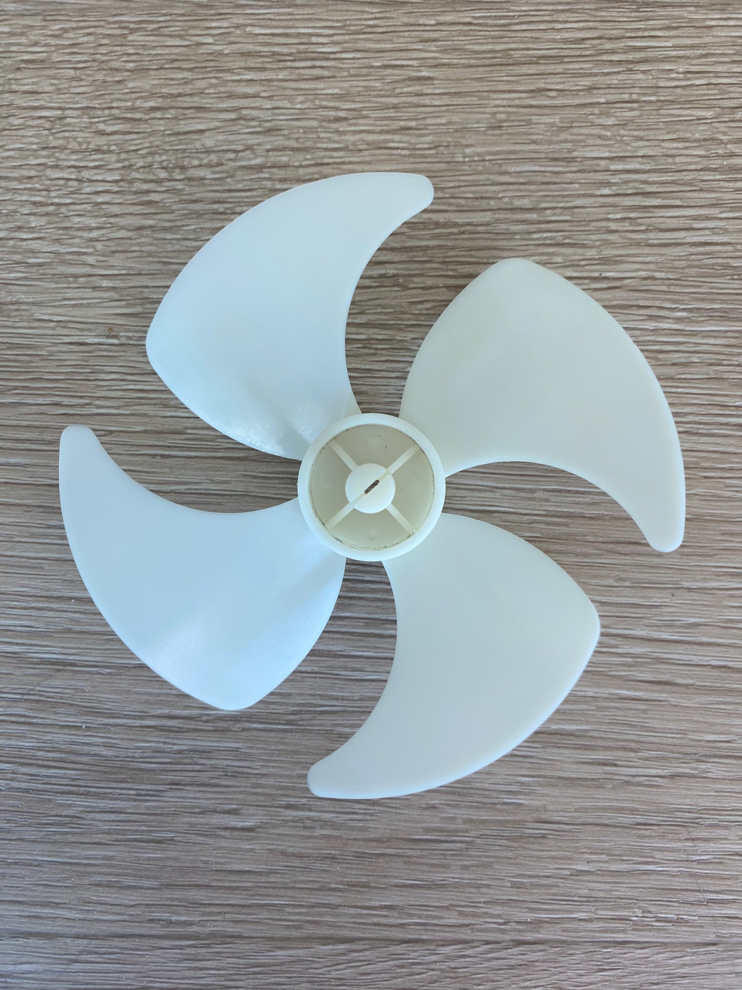 1446167 Westinghouse fridge freezer white evaporator fan blade assembly assy