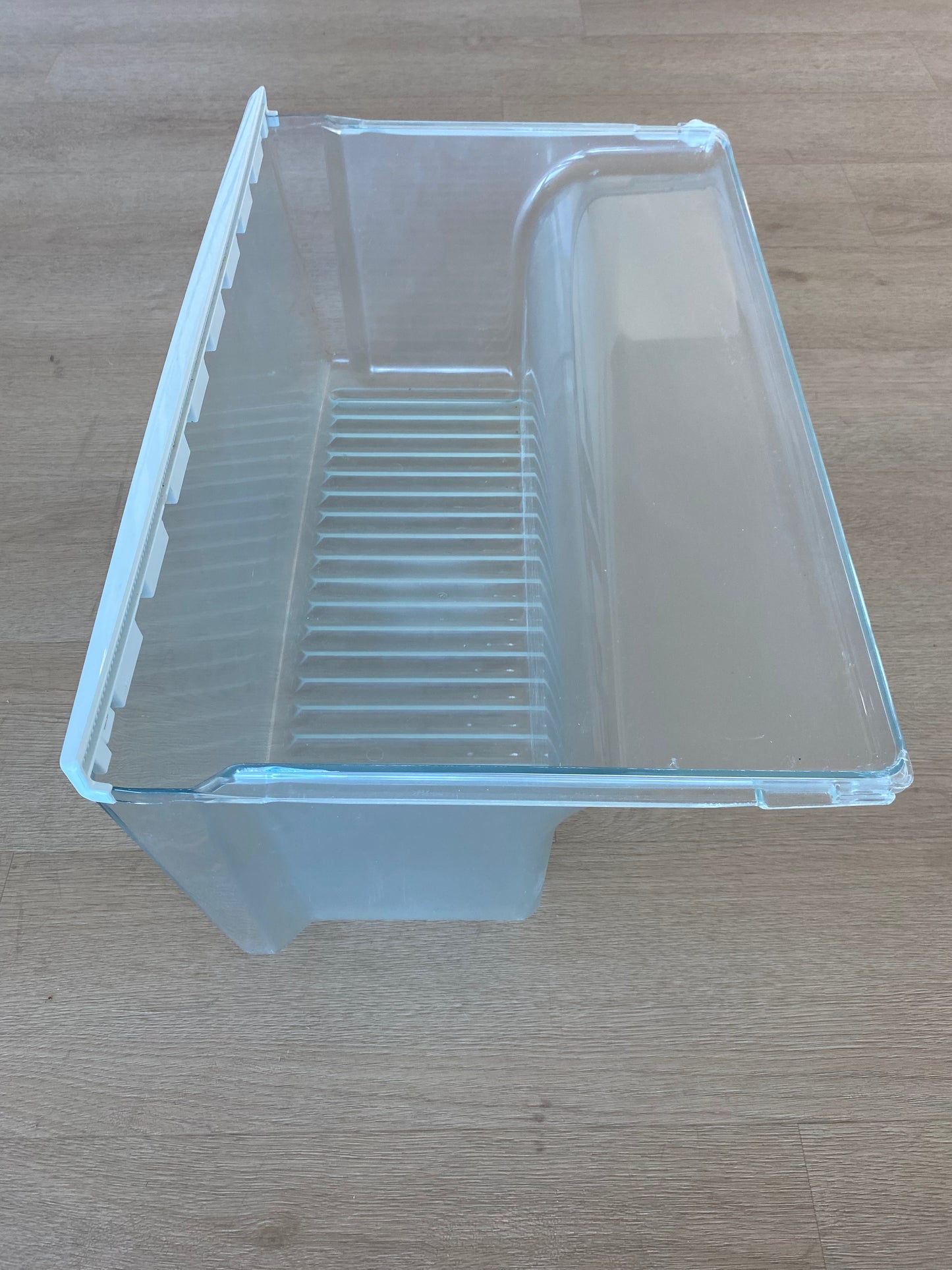 1448012 4055922209 Electrolux Kelvinator Simpson Westinghouse top mount fridge moulded crisper bin vegetable drawer storage container
