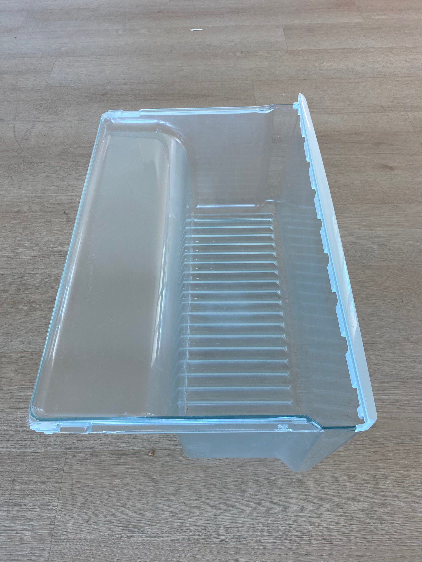 1448012 4055922209 Electrolux Kelvinator Simpson Westinghouse top mount fridge moulded crisper bin vegetable drawer storage container