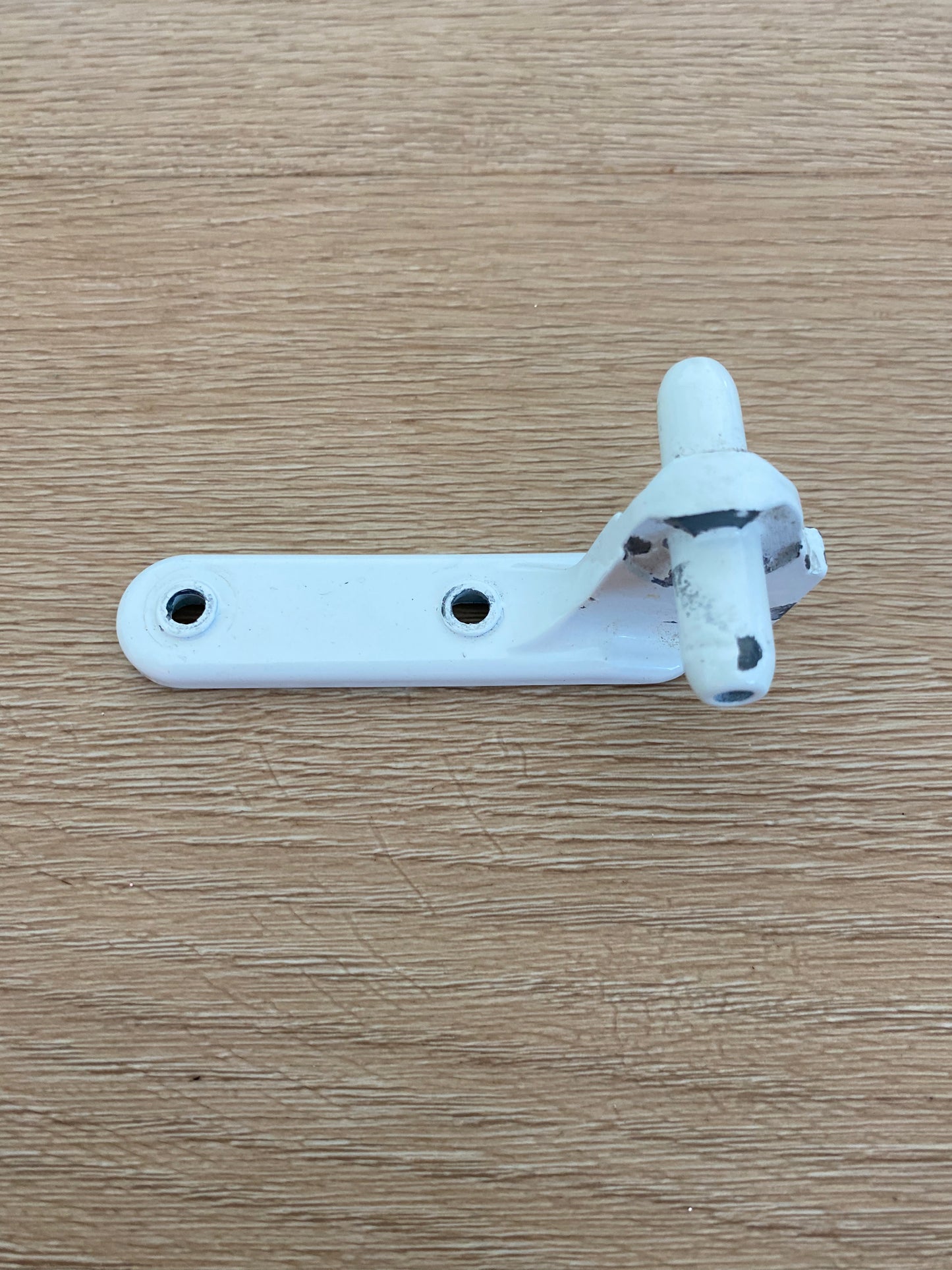 1442633 1446318 1447178 1449843 1449939  1458386 1461502 1461502K 1461504 4055484465 Electrolux Kelvinator Simpson Westinghouse fridge freezer grey white centre middle hinge