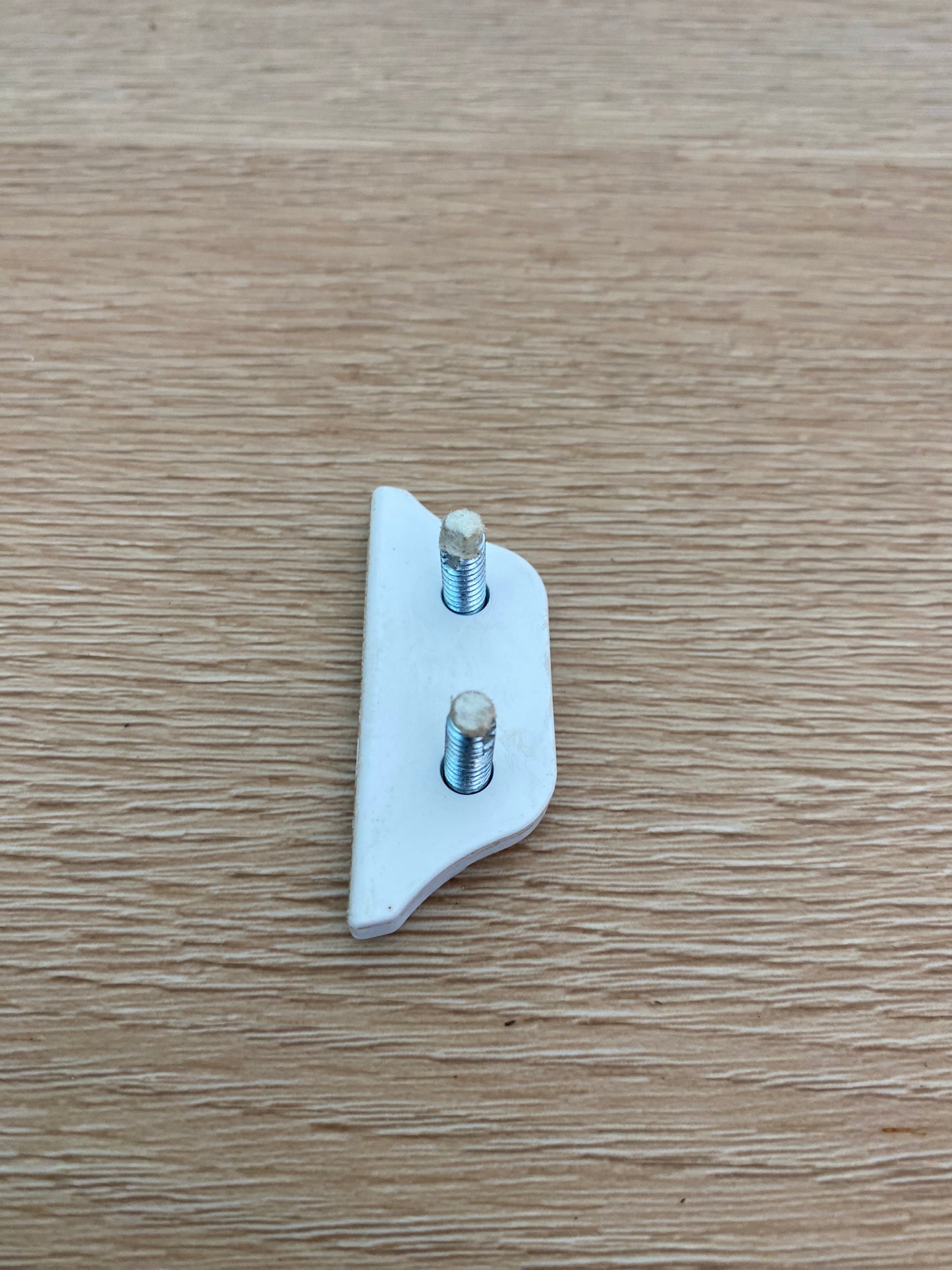 1427662 Electrolux Kelvinator Simpson Westinghouse fridge freezer door stop