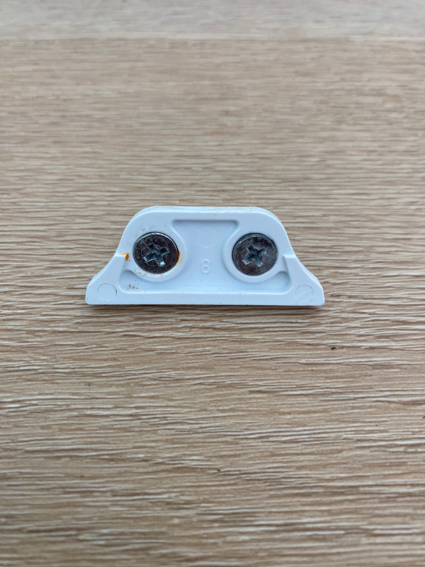 1427662 Electrolux Kelvinator Simpson Westinghouse fridge freezer door stop