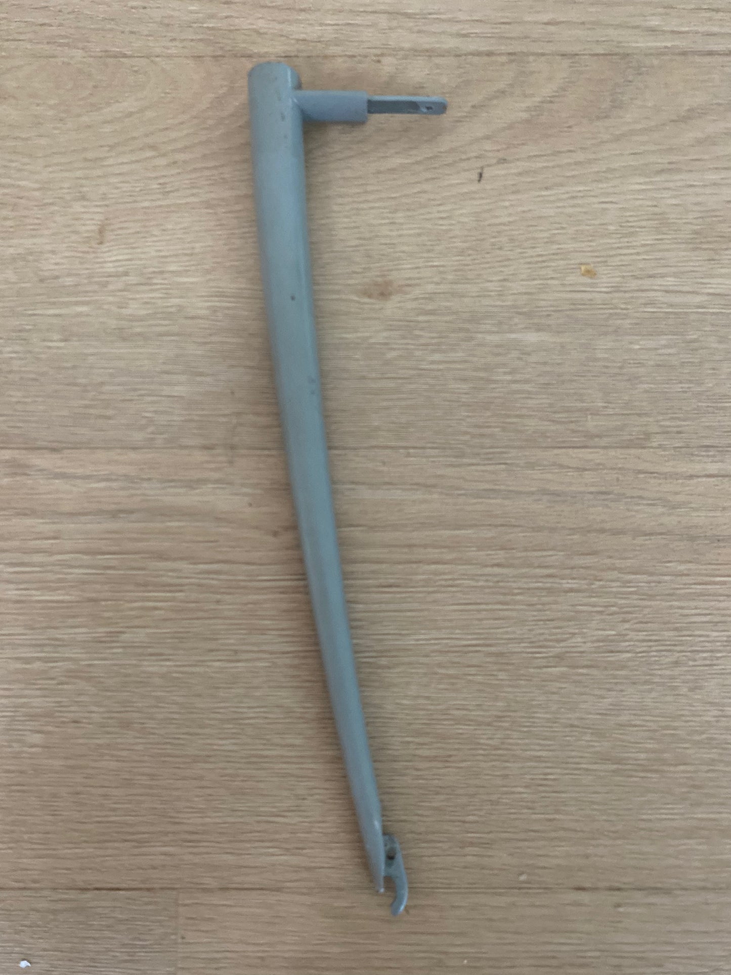 818780 818780P Fisher & Paykel fridge FREEZER DOOR HANDLE BOW PC SHORT