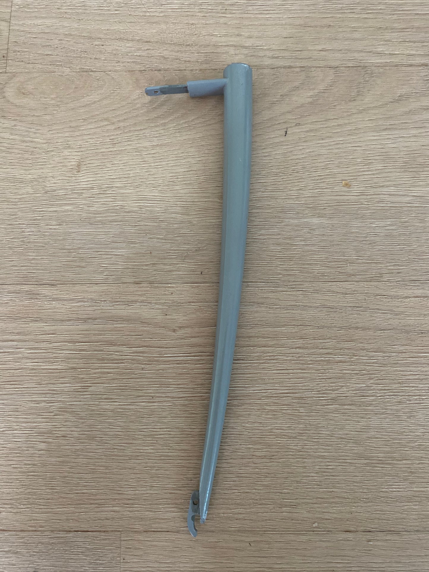 818780 818780P Fisher & Paykel fridge FREEZER DOOR HANDLE BOW PC SHORT